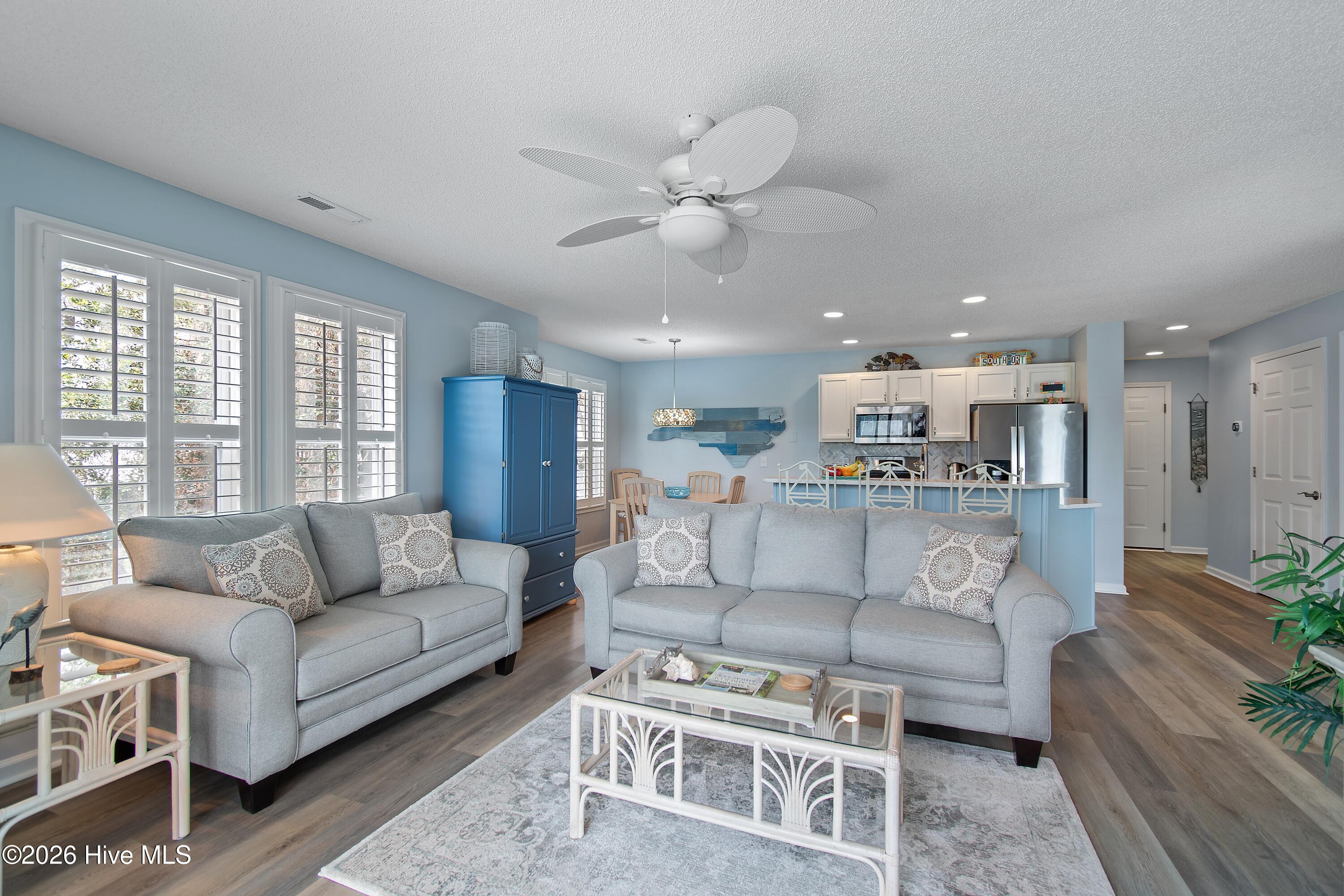 3350 Club Villas Drive 604
