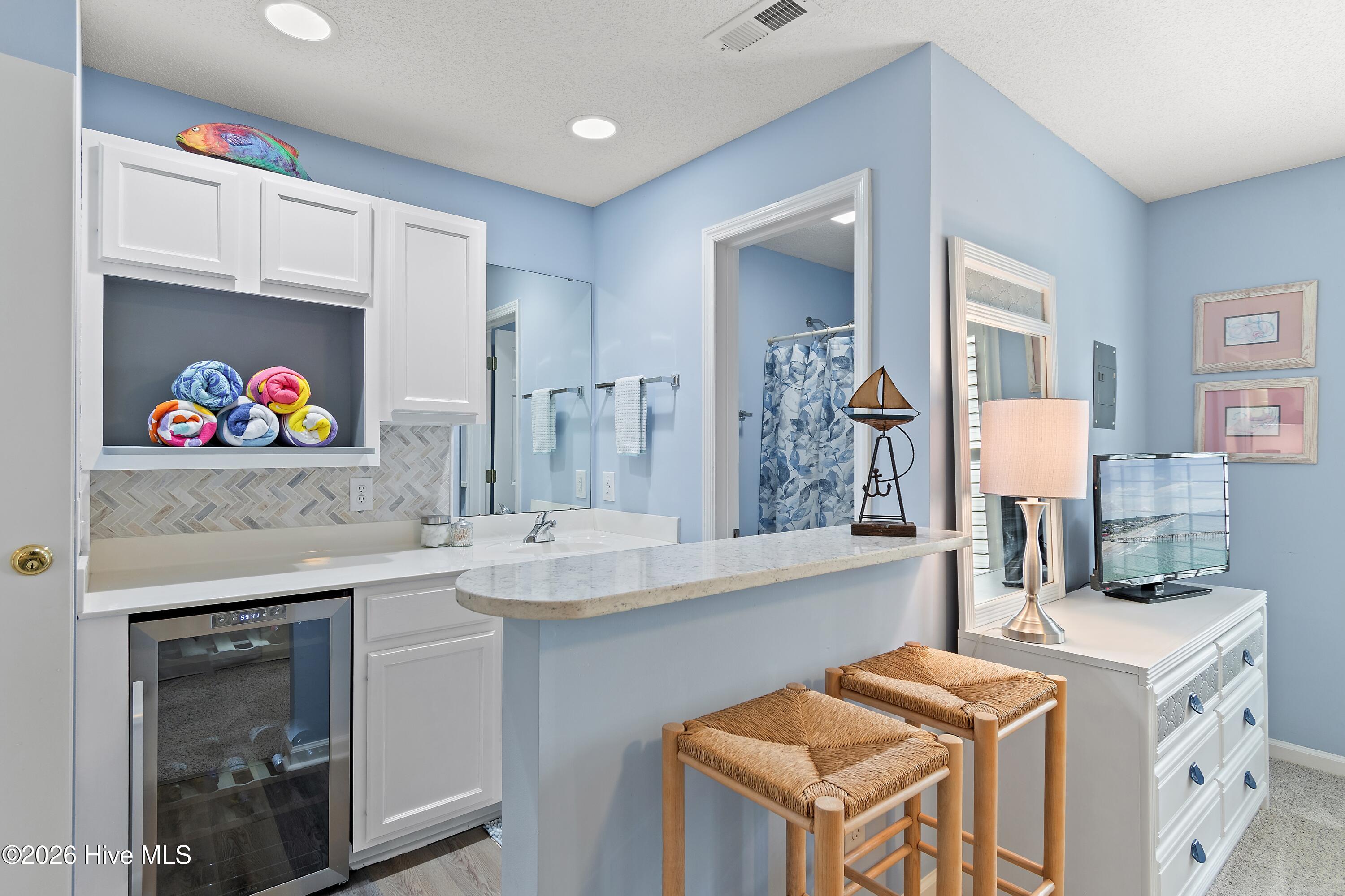 3350 Club Villas Drive 604