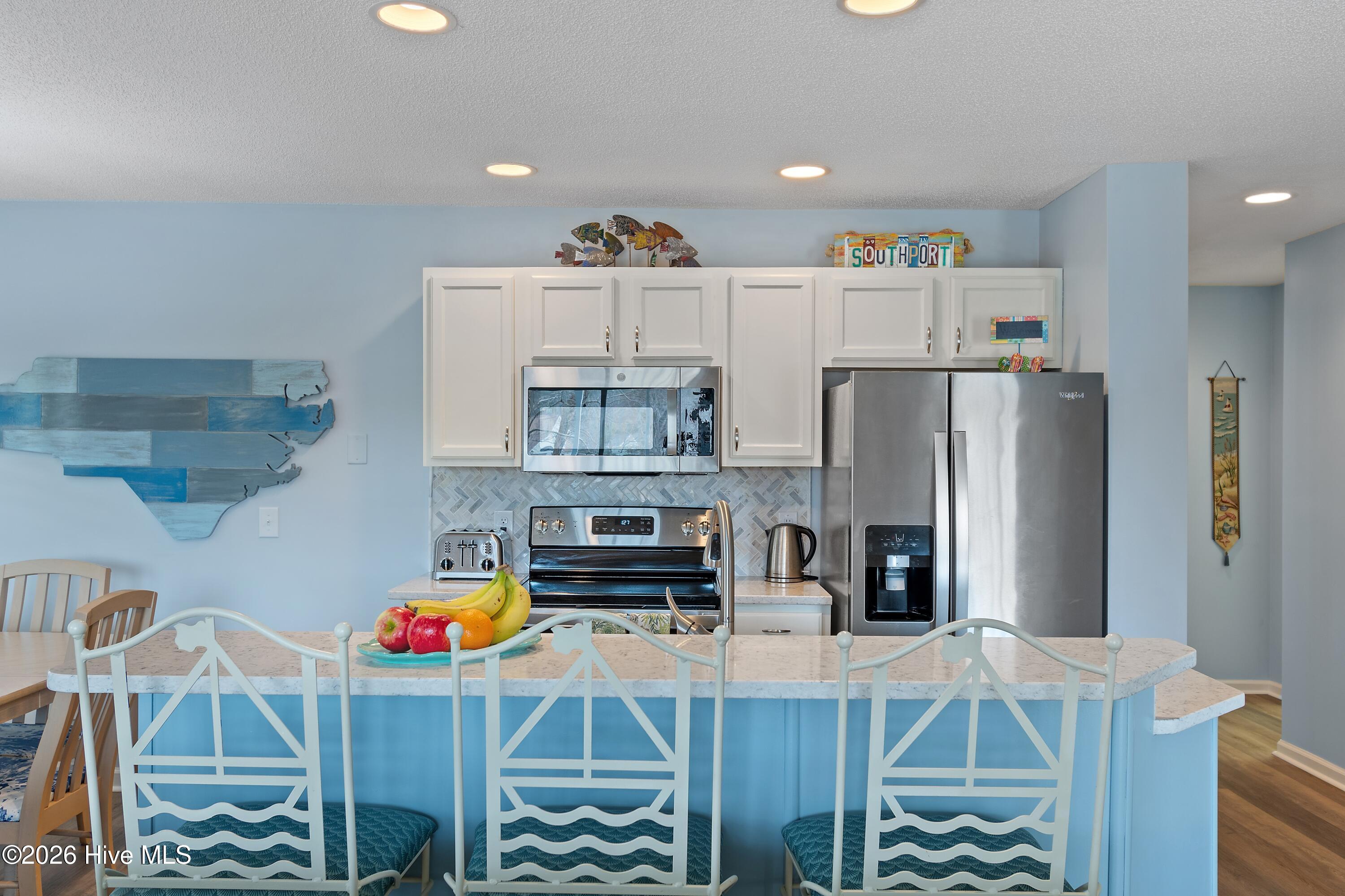 3350 Club Villas Drive 604