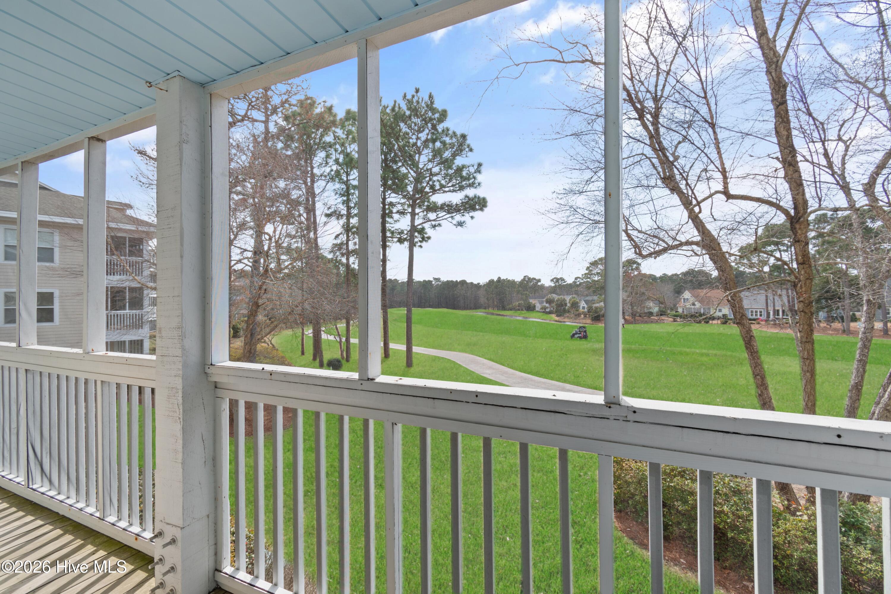 3350 Club Villas Drive 604