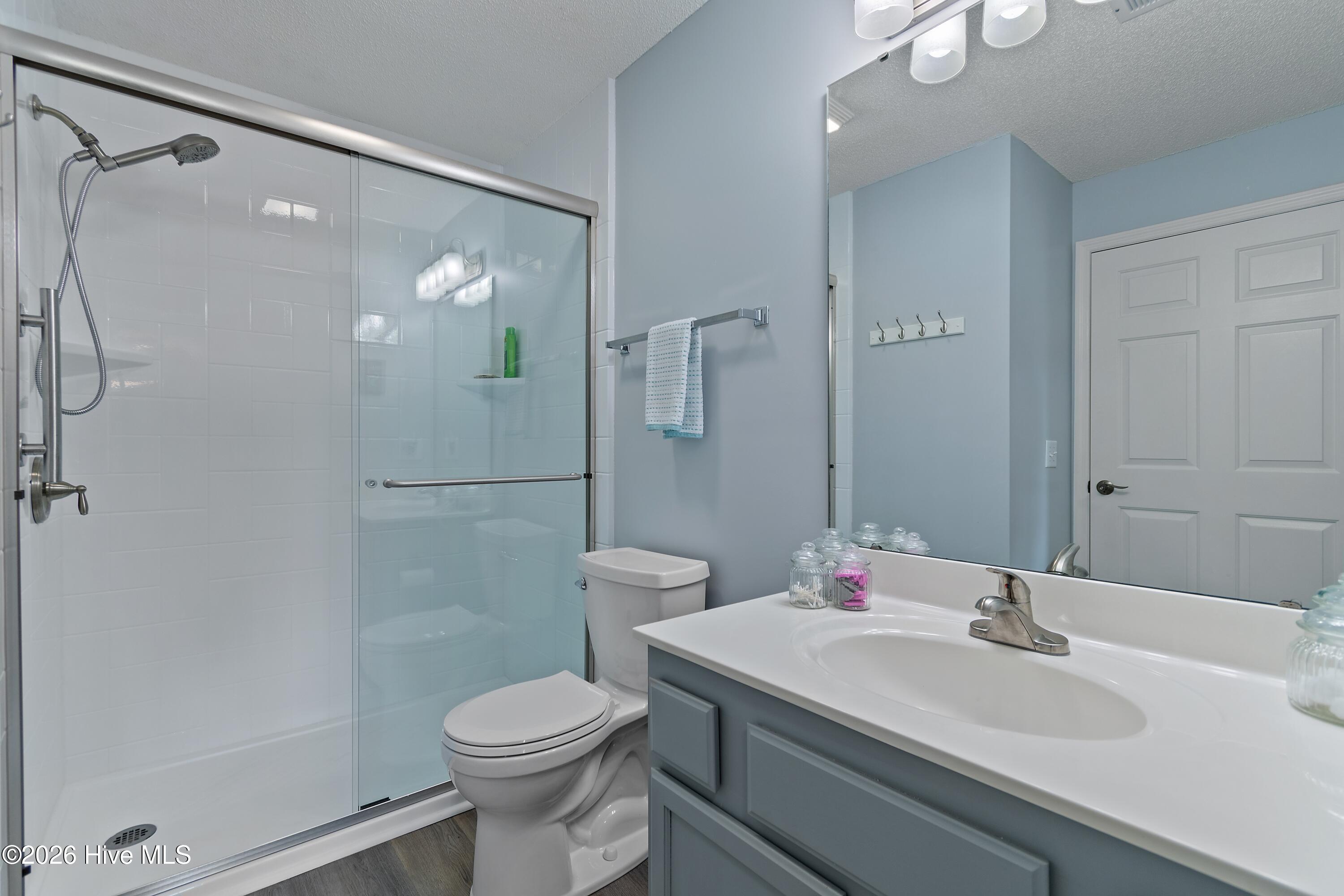 3350 Club Villas Drive 604
