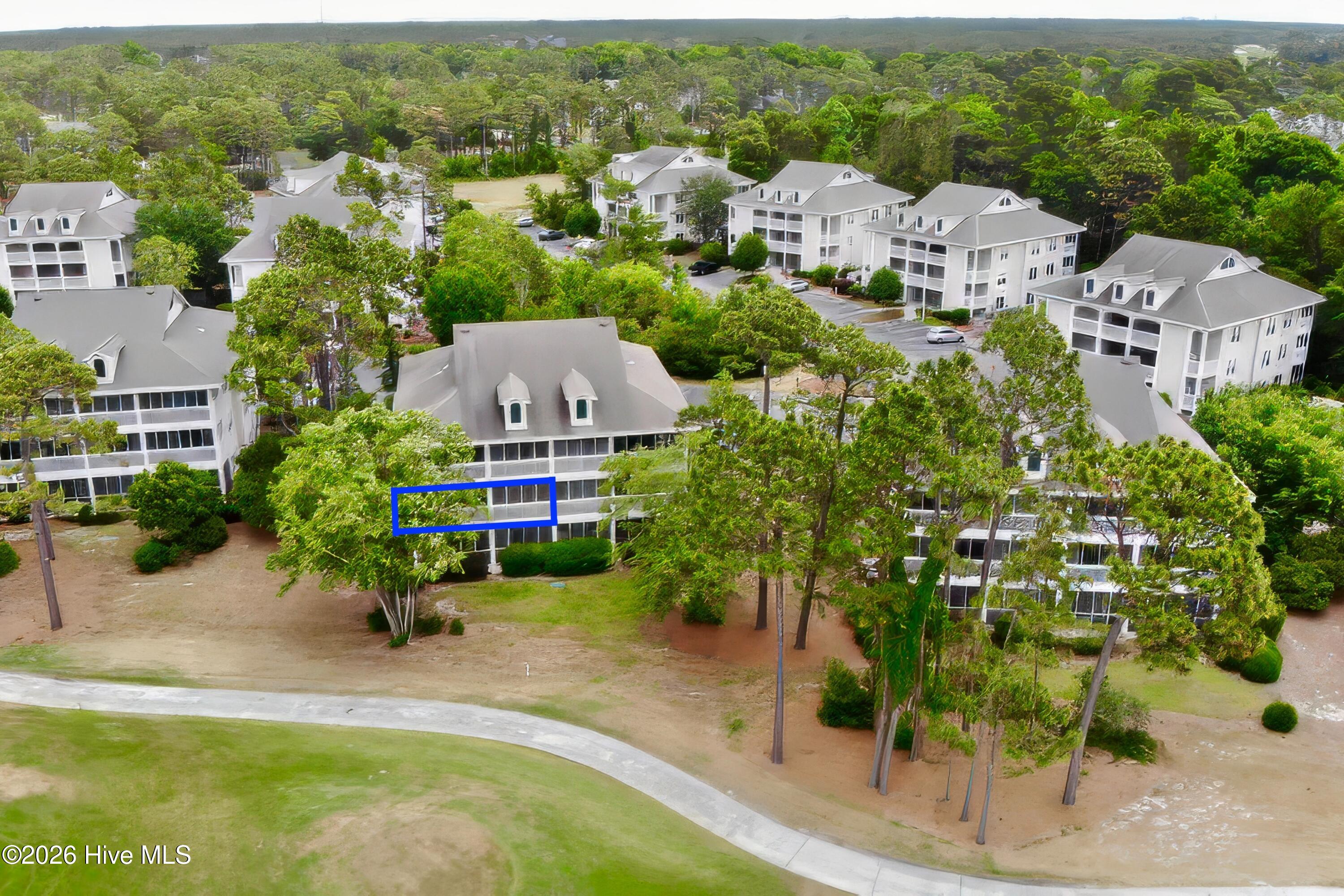 3350 Club Villas Drive 604