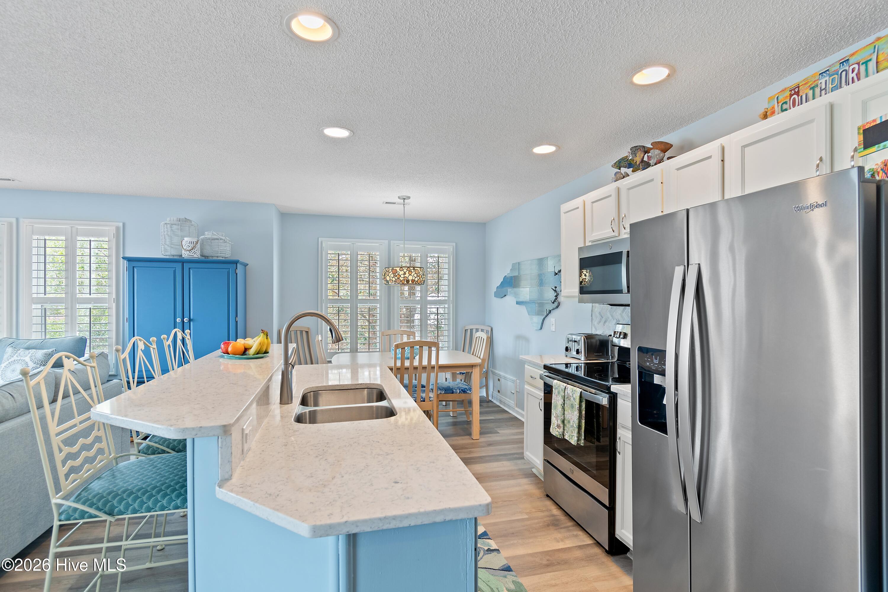 3350 Club Villas Drive 604