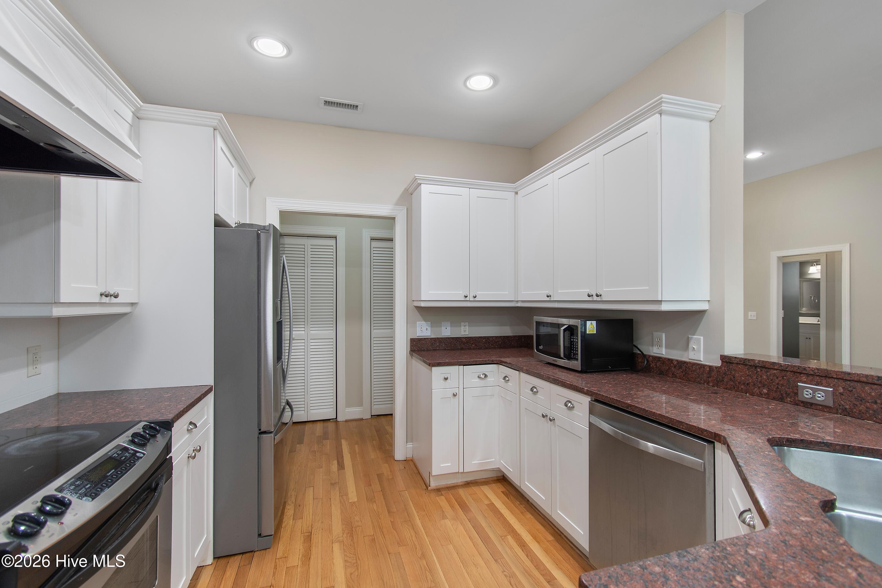 3687 Wingfoot Drive