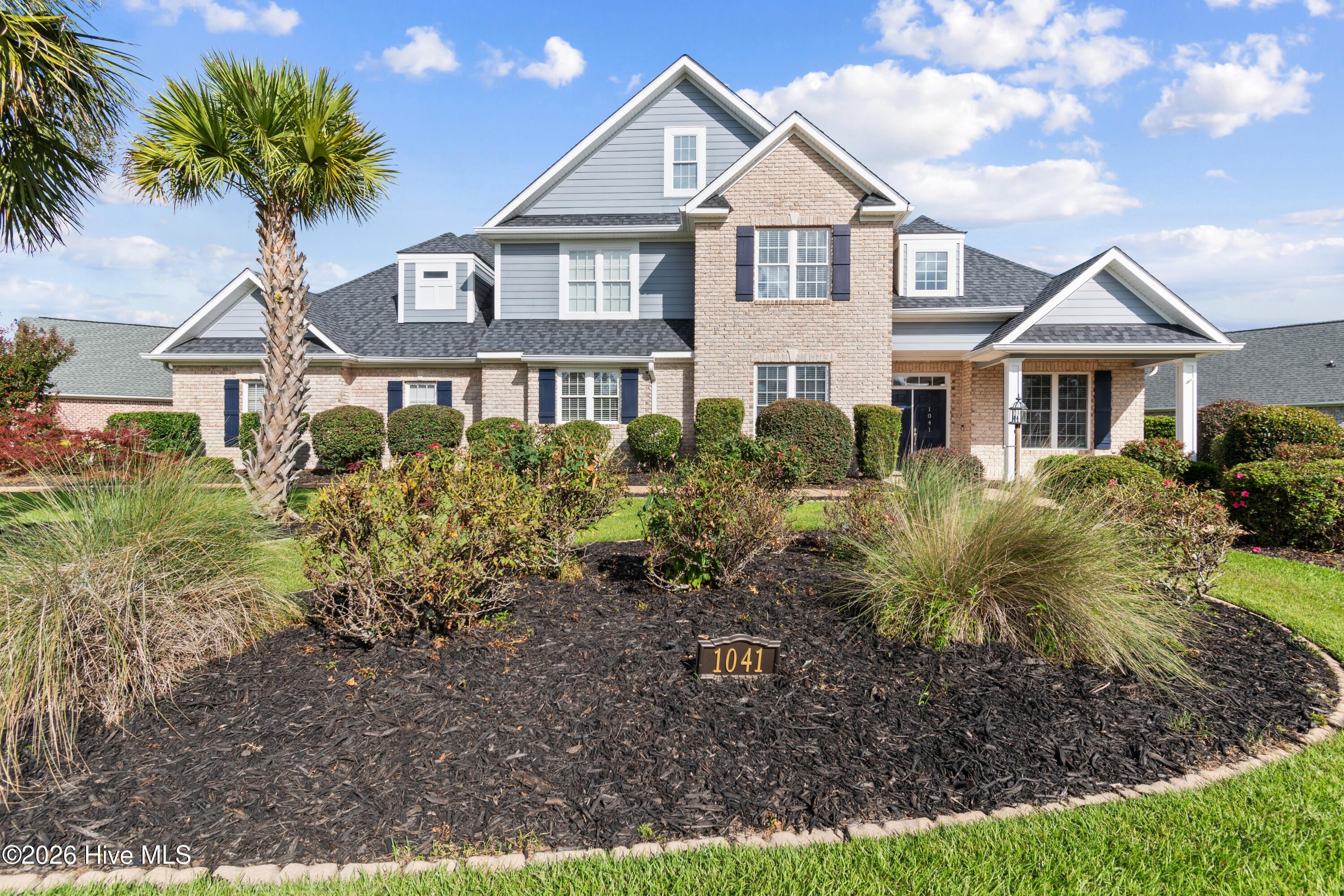 1041 Golden Sands Way