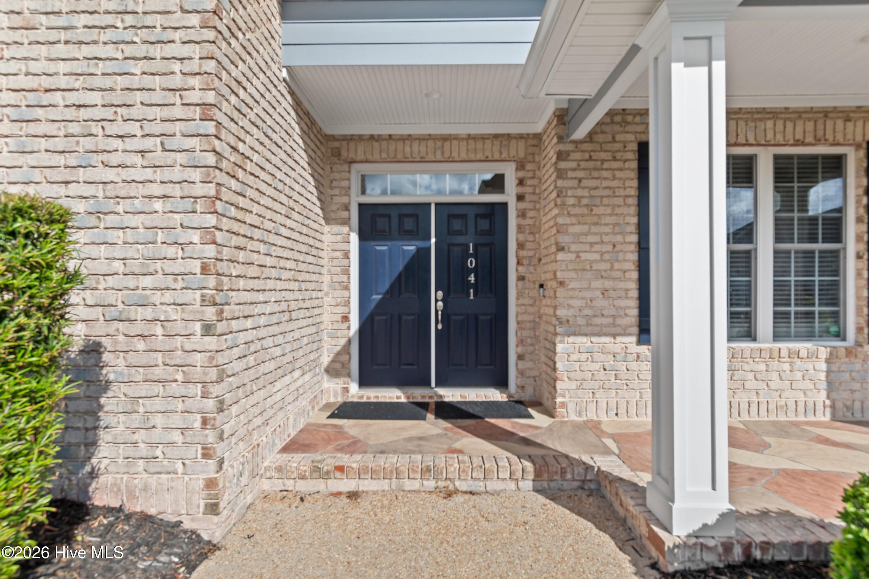 1041 Golden Sands Way
