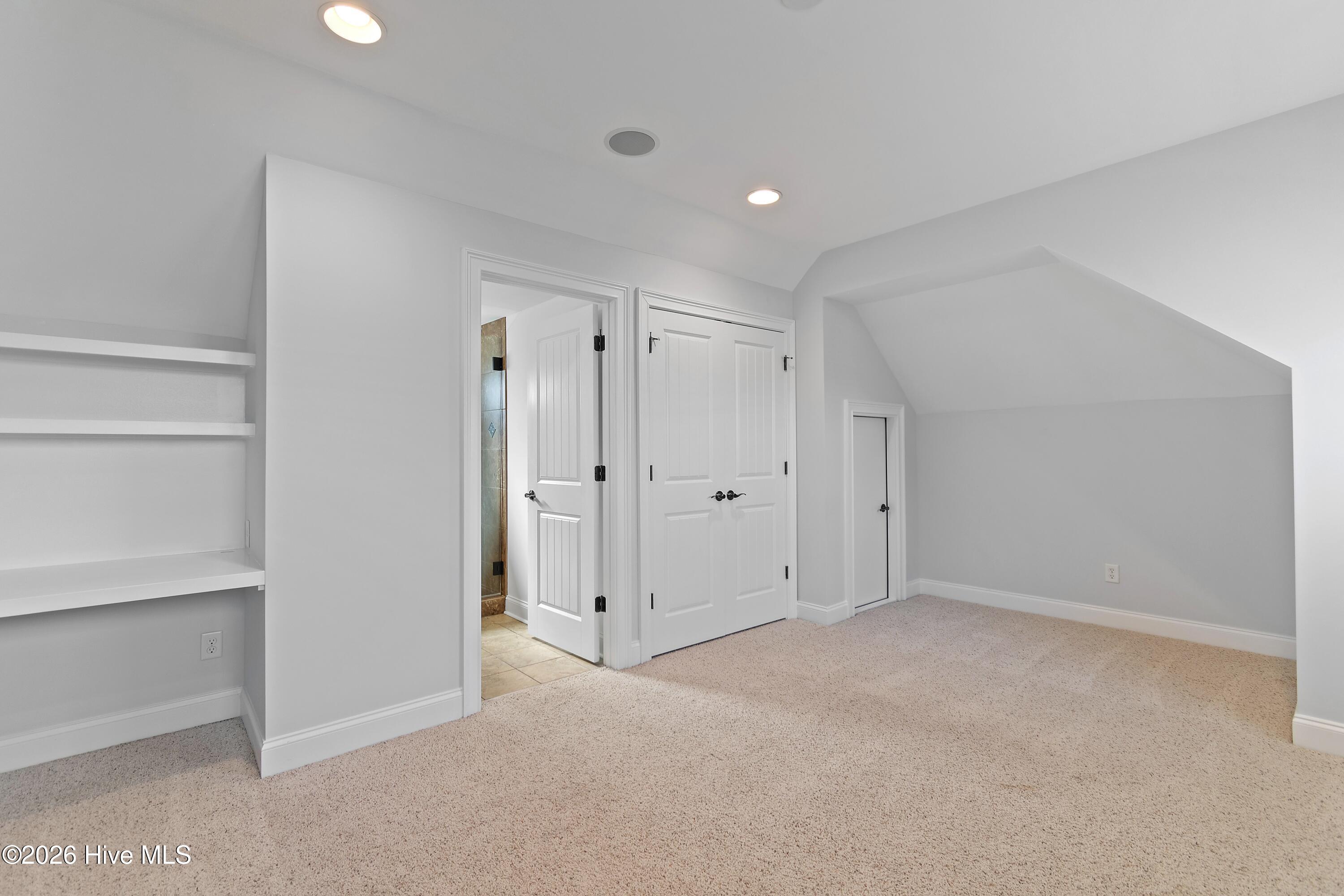 1041 Golden Sands Way