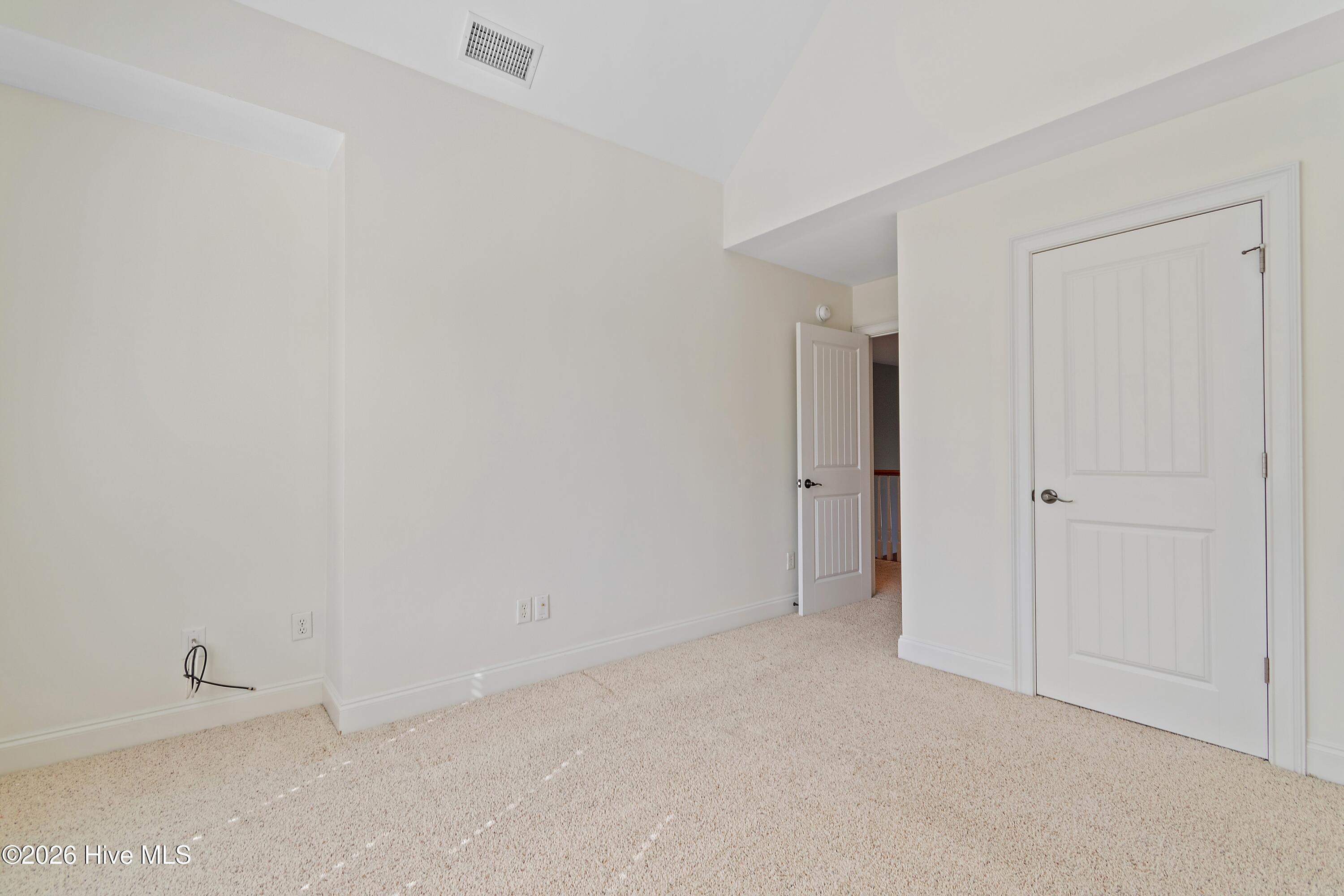 1041 Golden Sands Way
