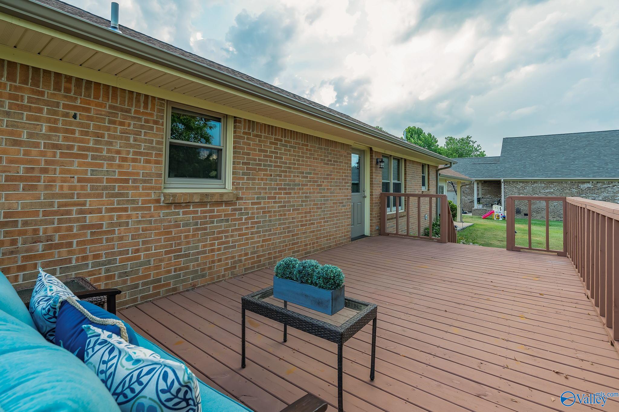 10580 Cedar Acres Lane