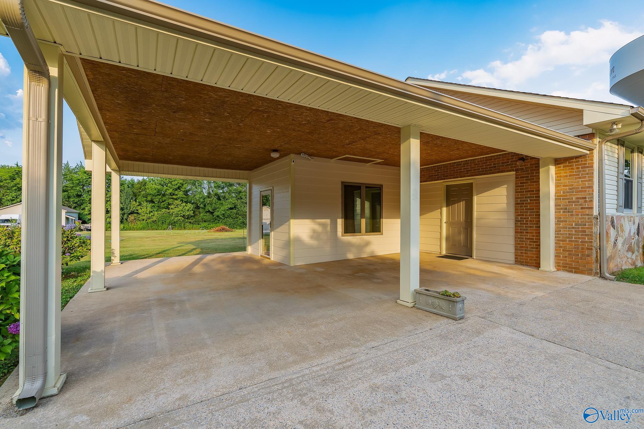 10580 Cedar Acres Lane