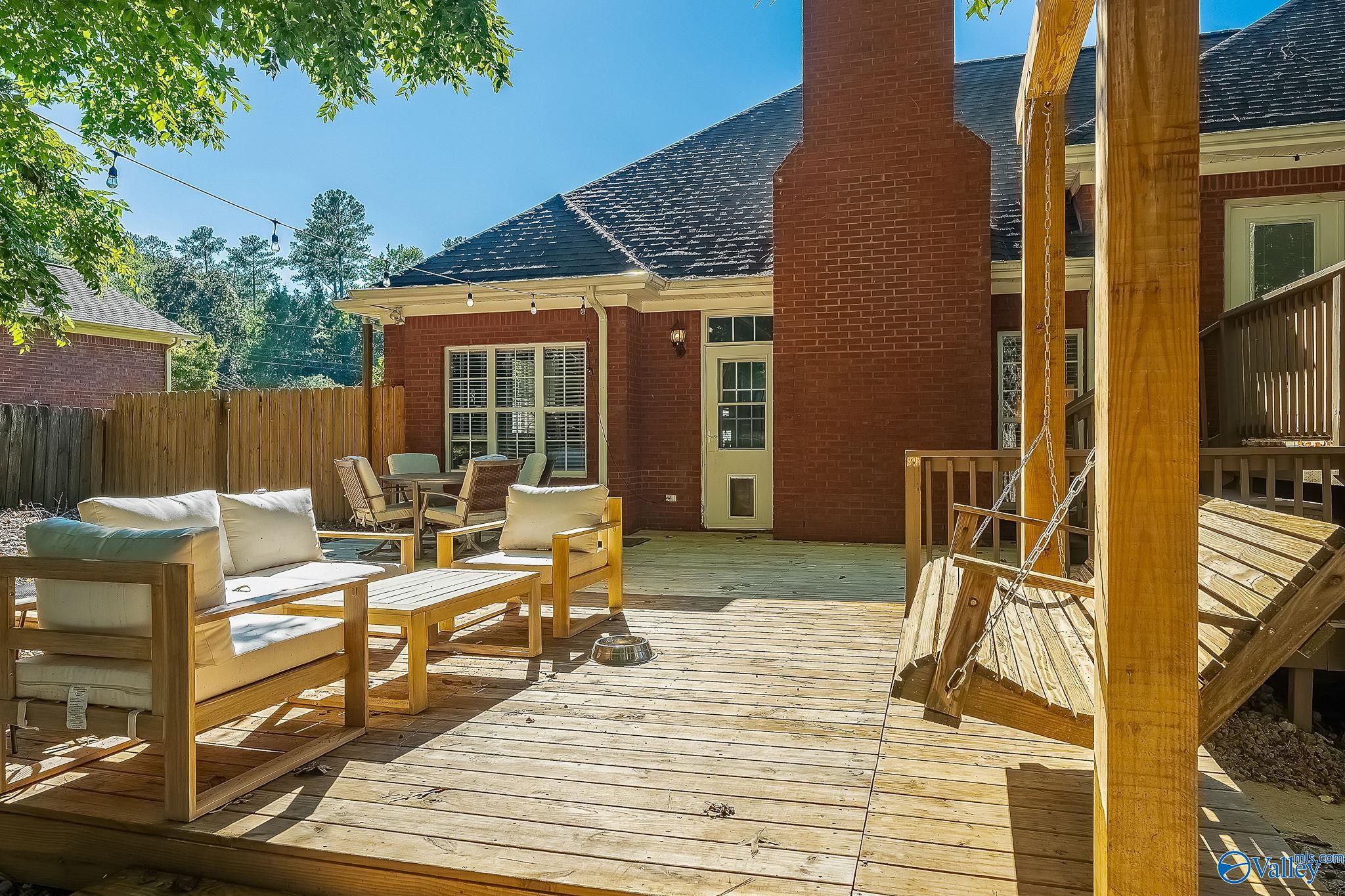 111 Glade Creek Circle