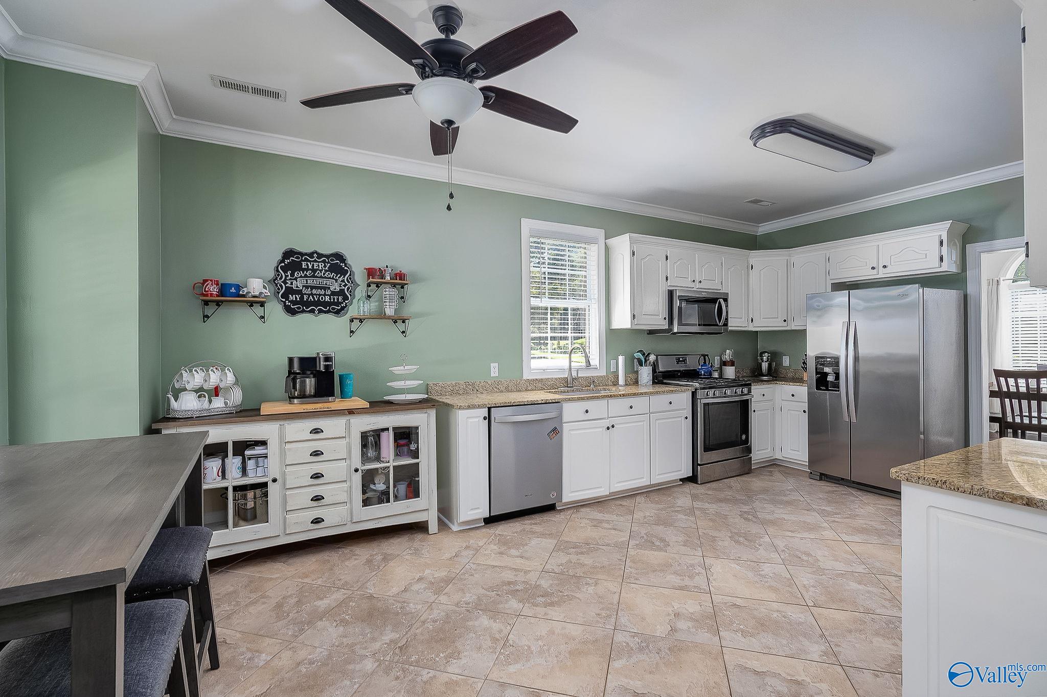 111 Glade Creek Circle