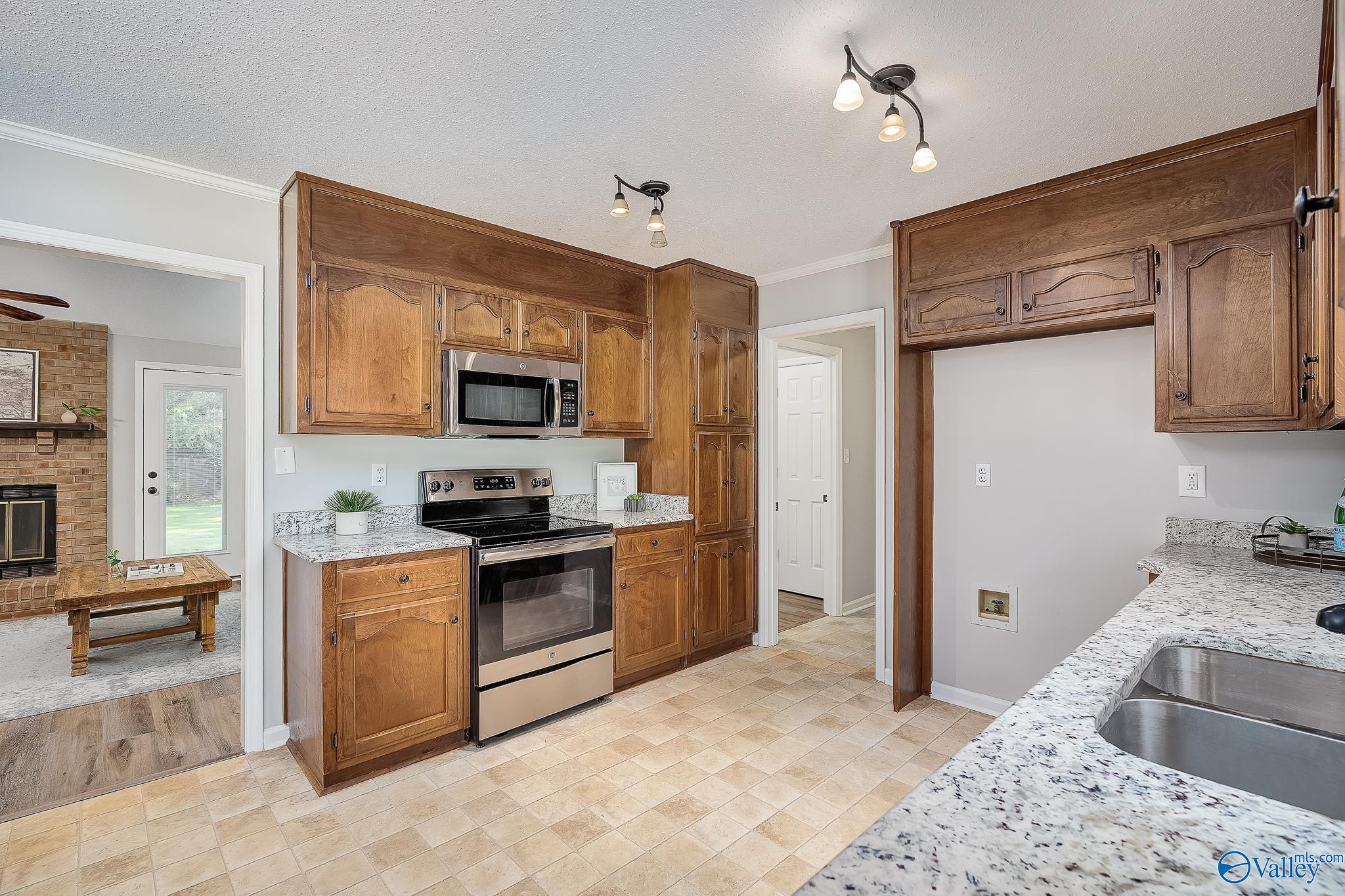 107 Springfield Lane