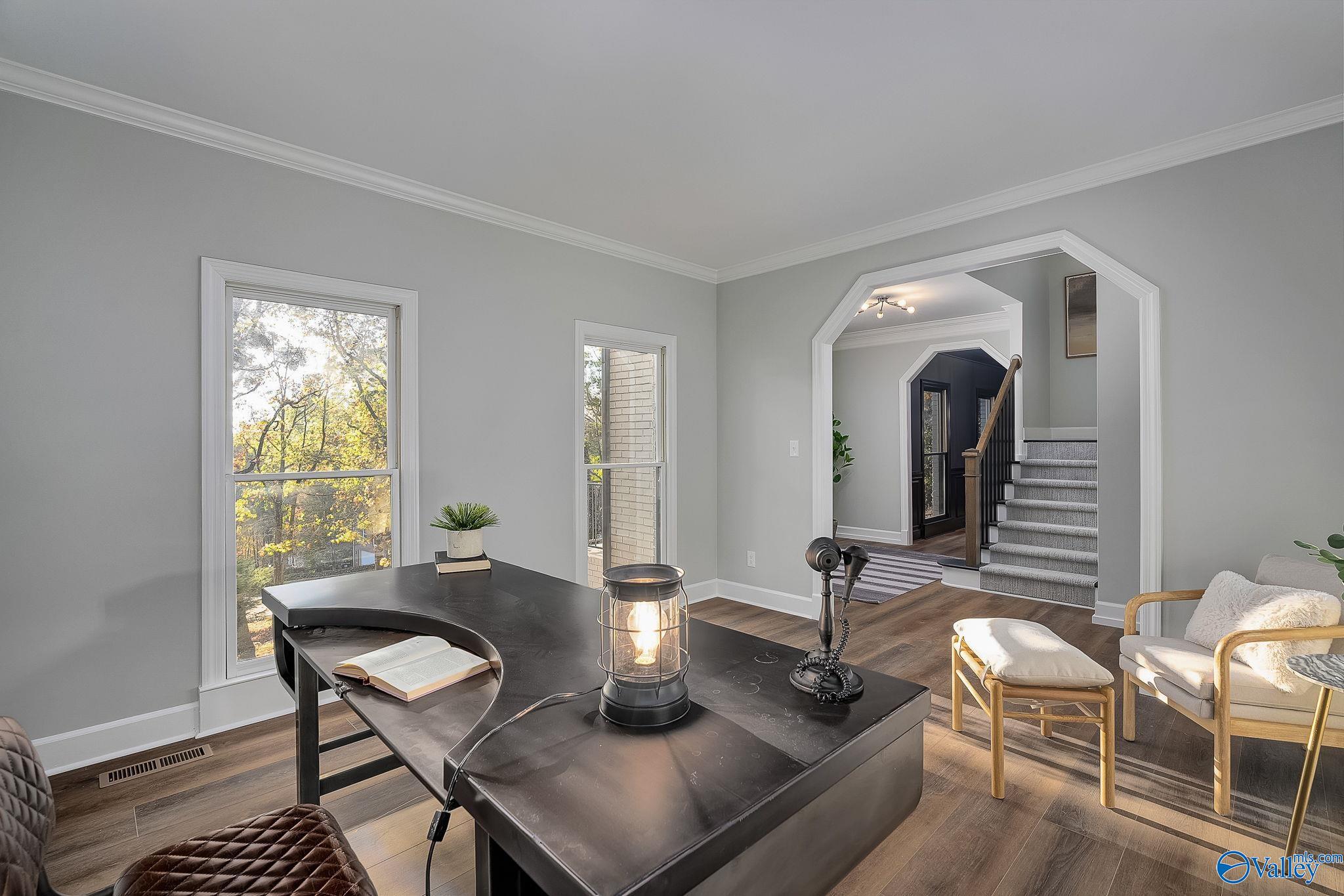 128 Kensington Drive