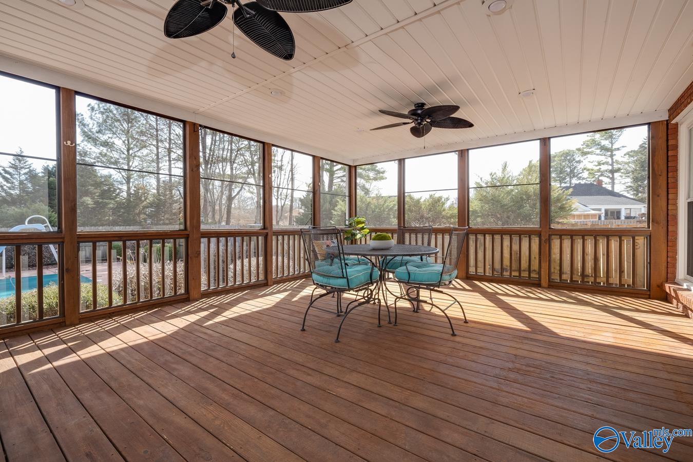 102 Silverton Circle