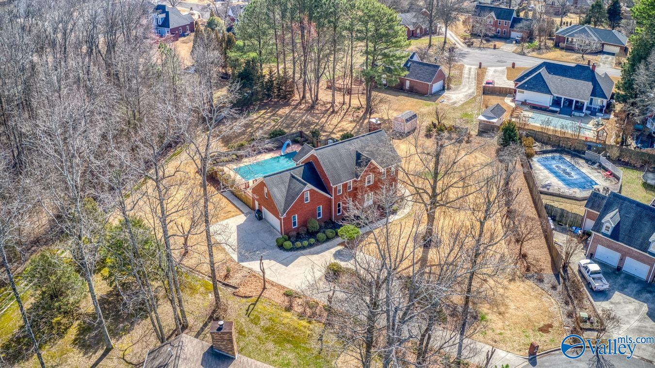 102 Silverton Circle