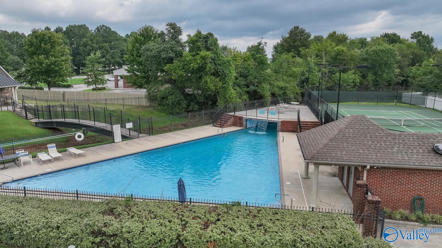104 Rainbow Glen Circle