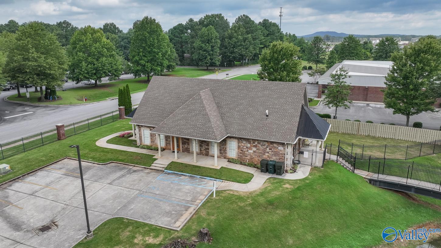 104 Rainbow Glen Circle