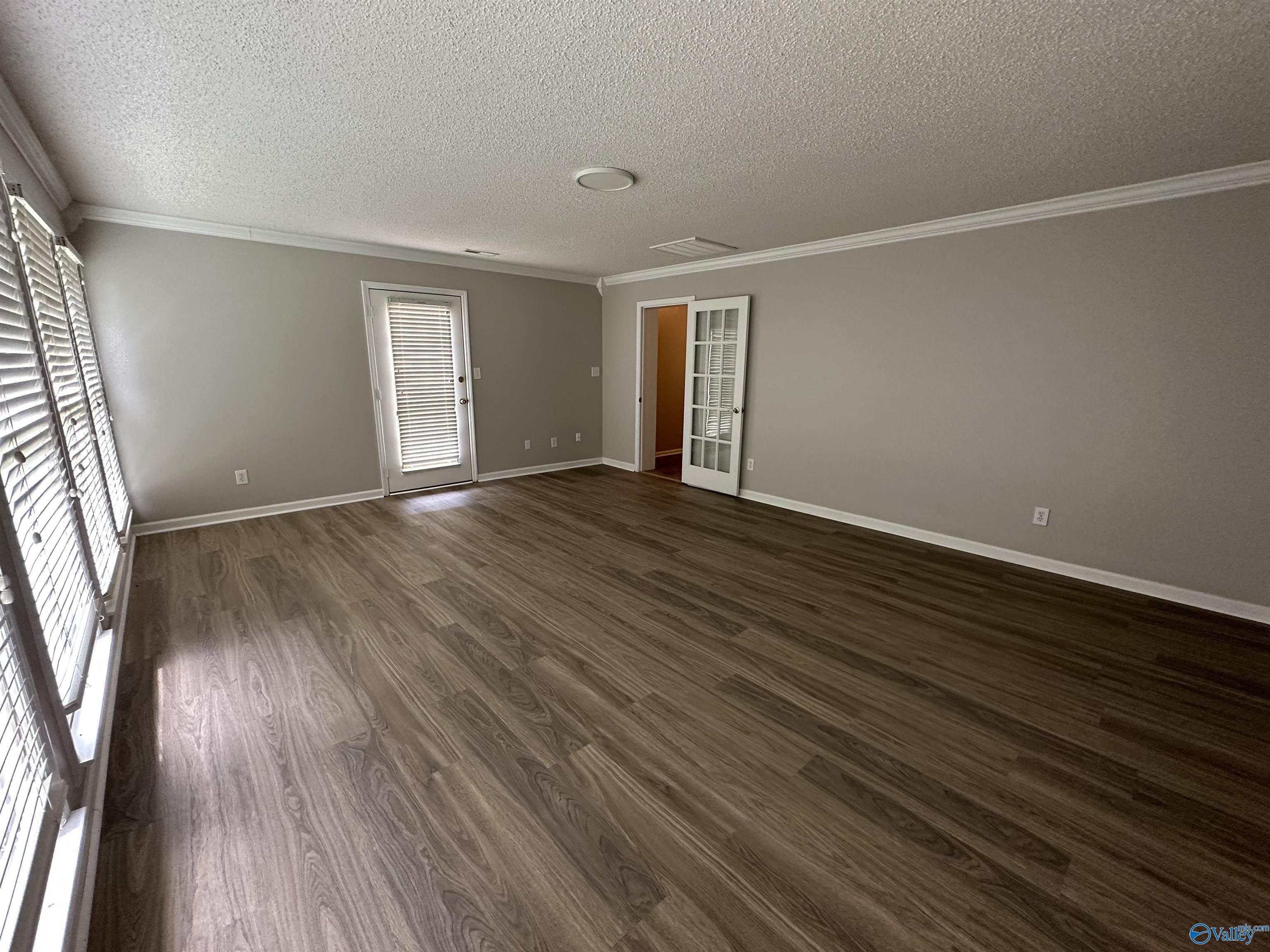 114 Kittyhawk Lane