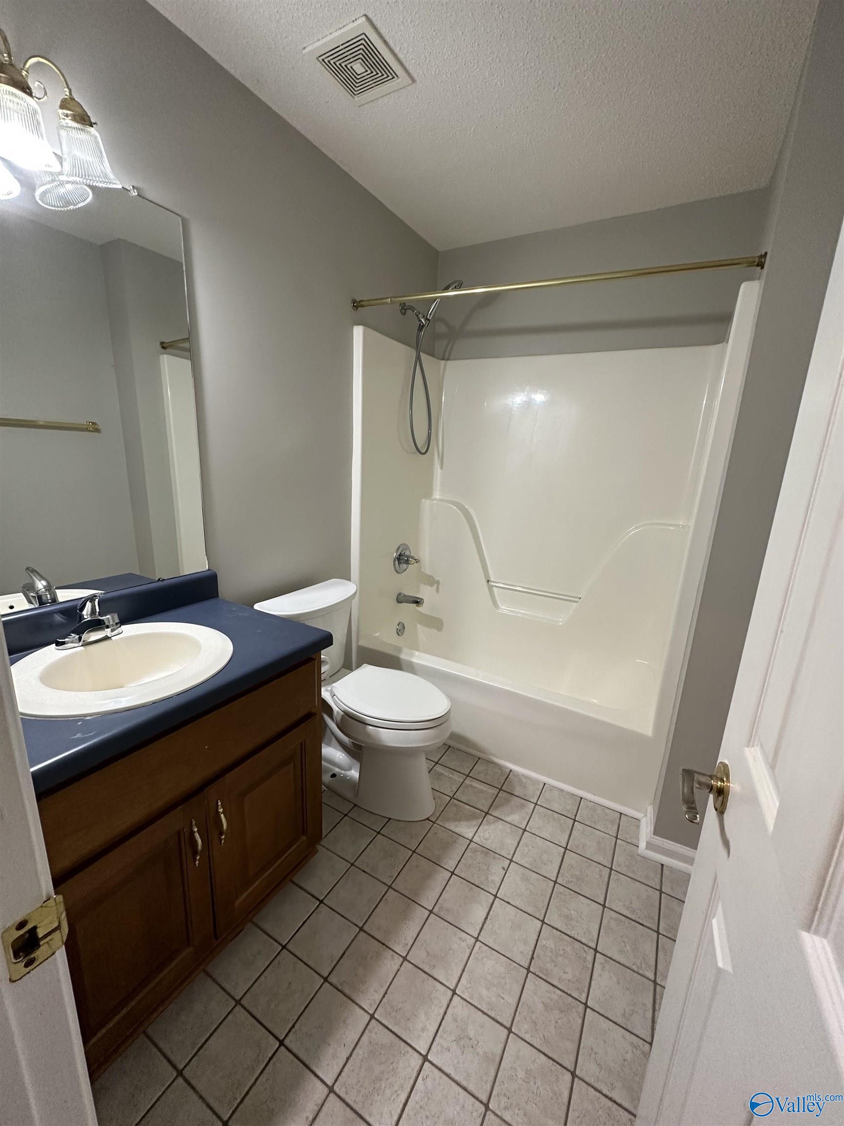 114 Kittyhawk Lane