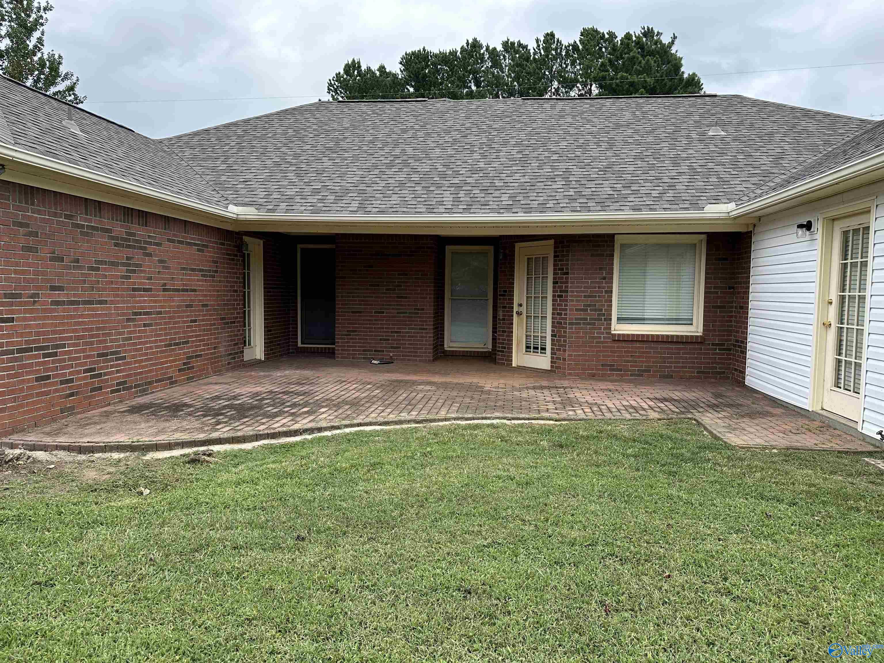 114 Kittyhawk Lane