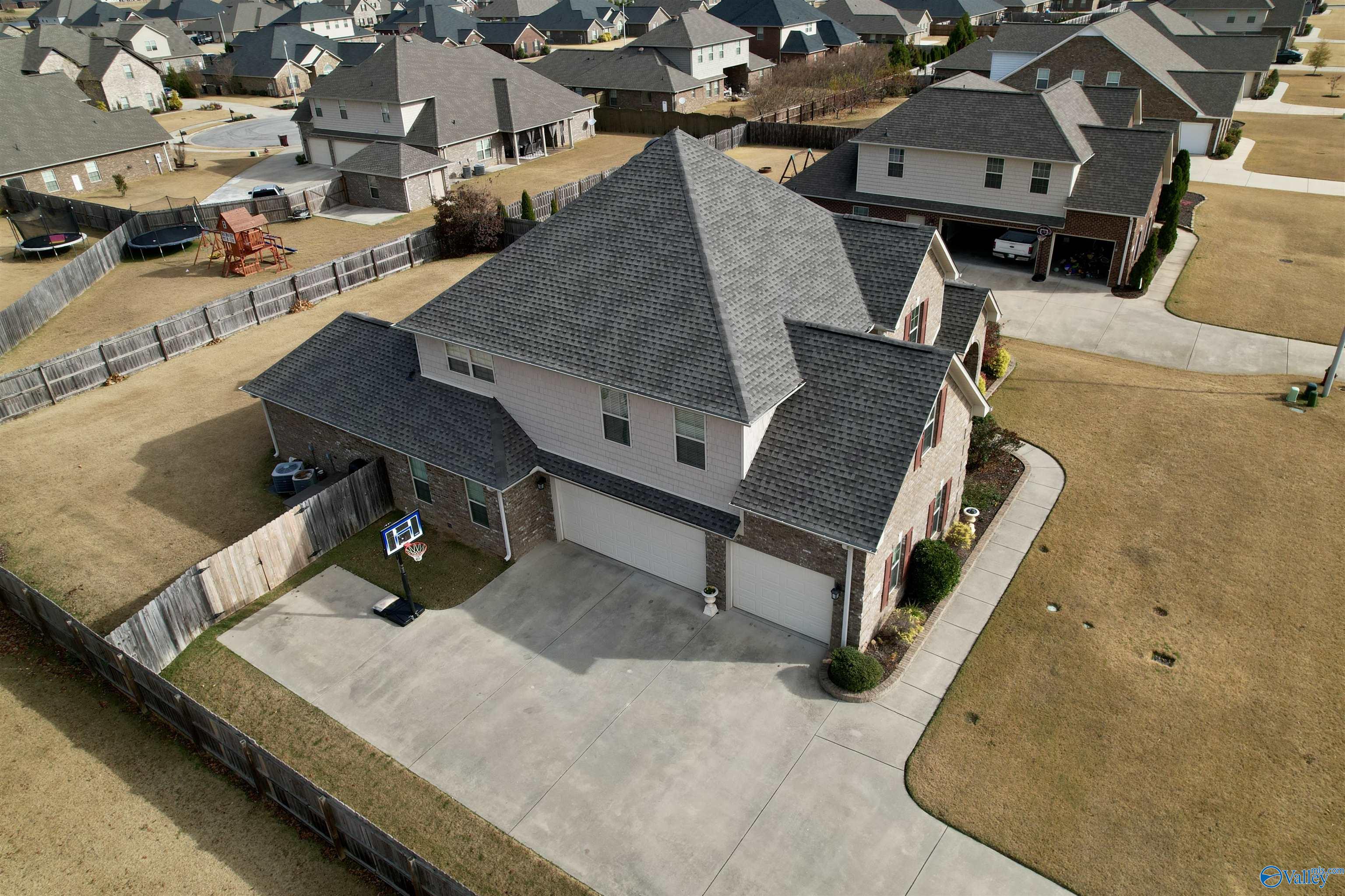 25217 Whispering Lane