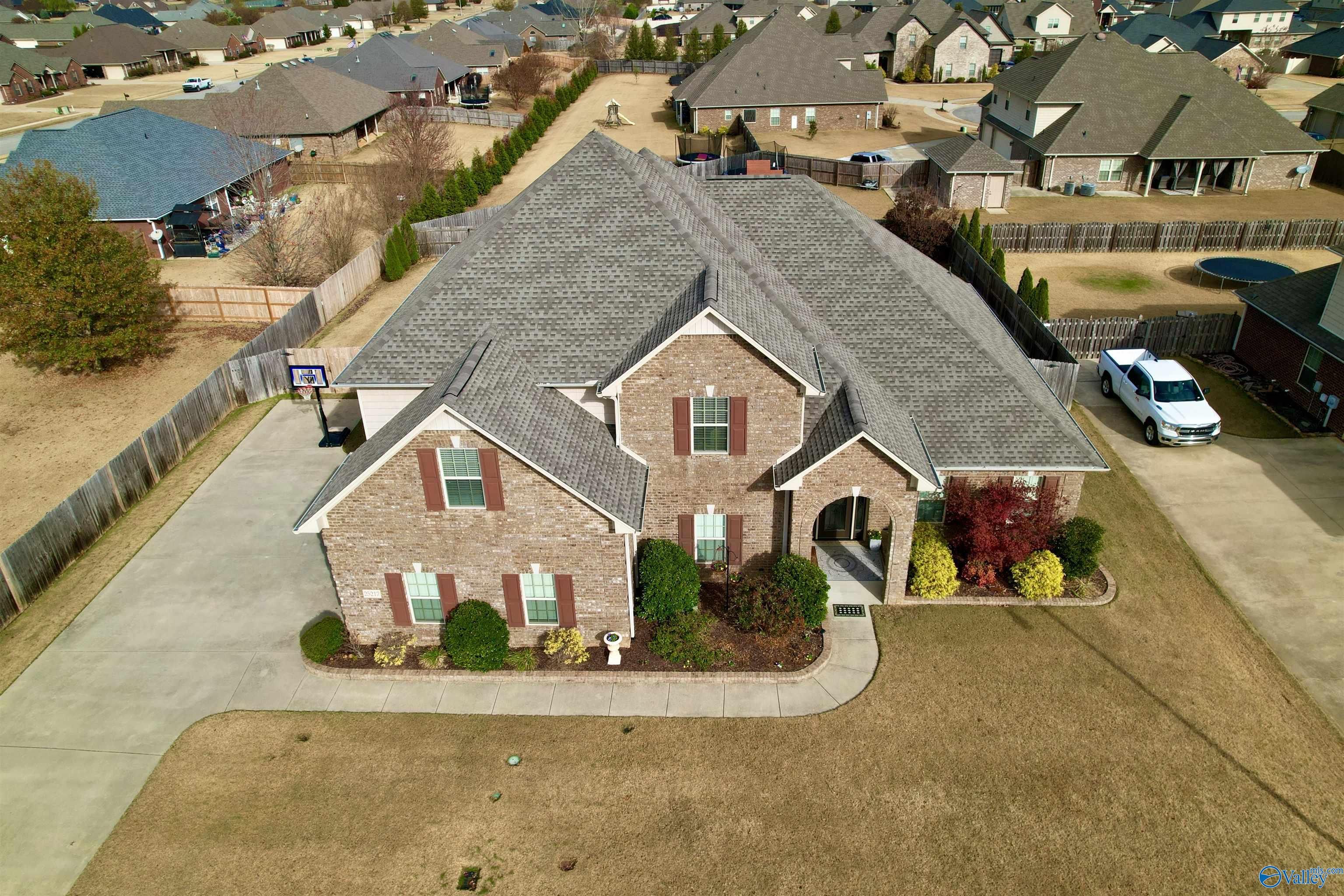 25217 Whispering Lane
