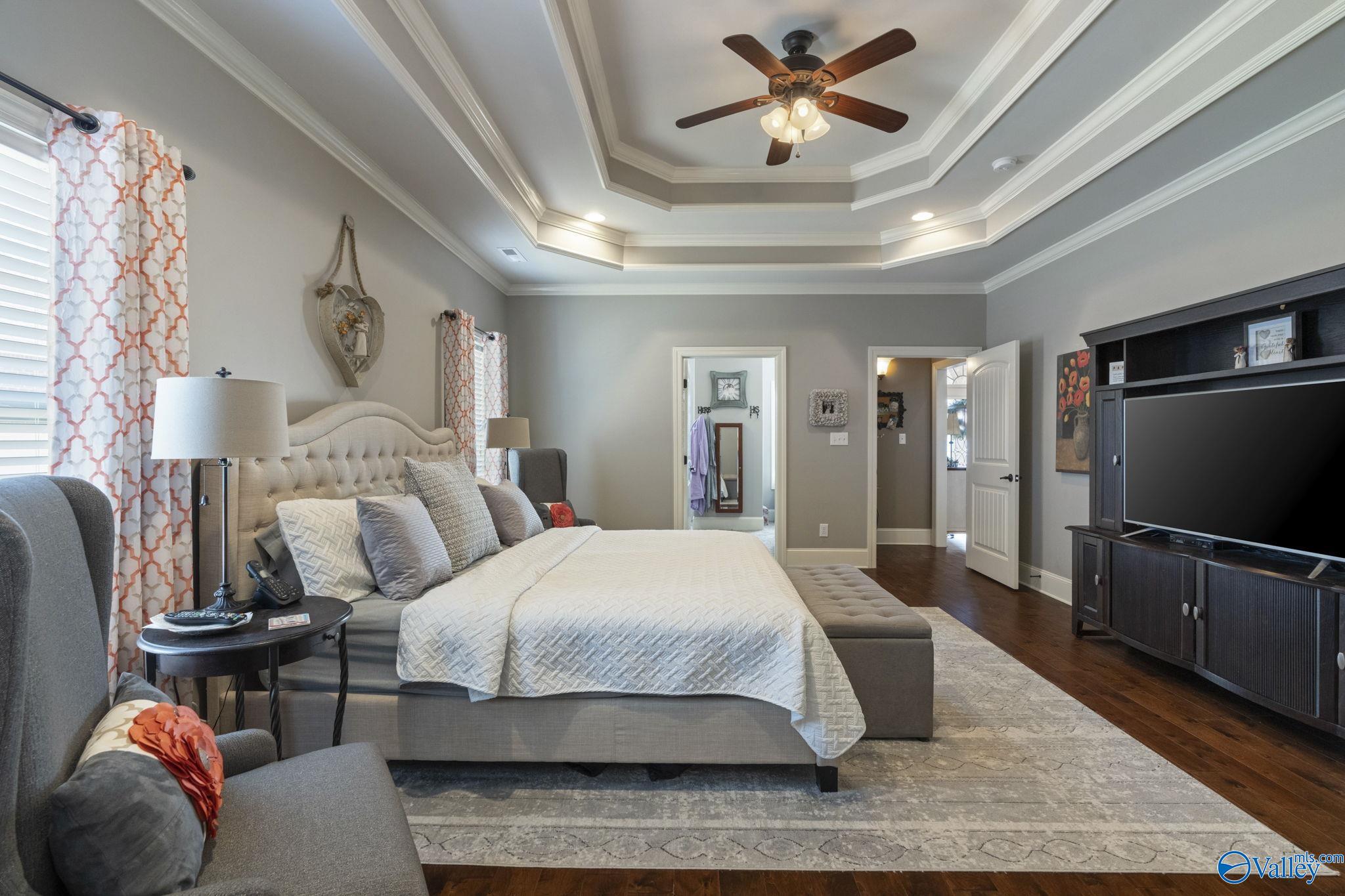 25217 Whispering Lane