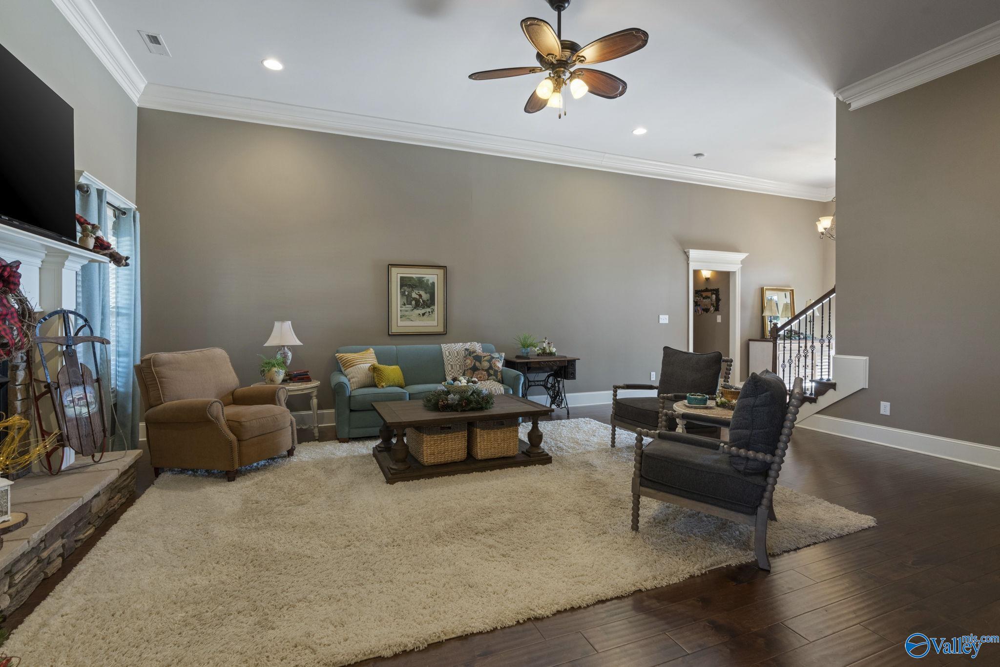 25217 Whispering Lane