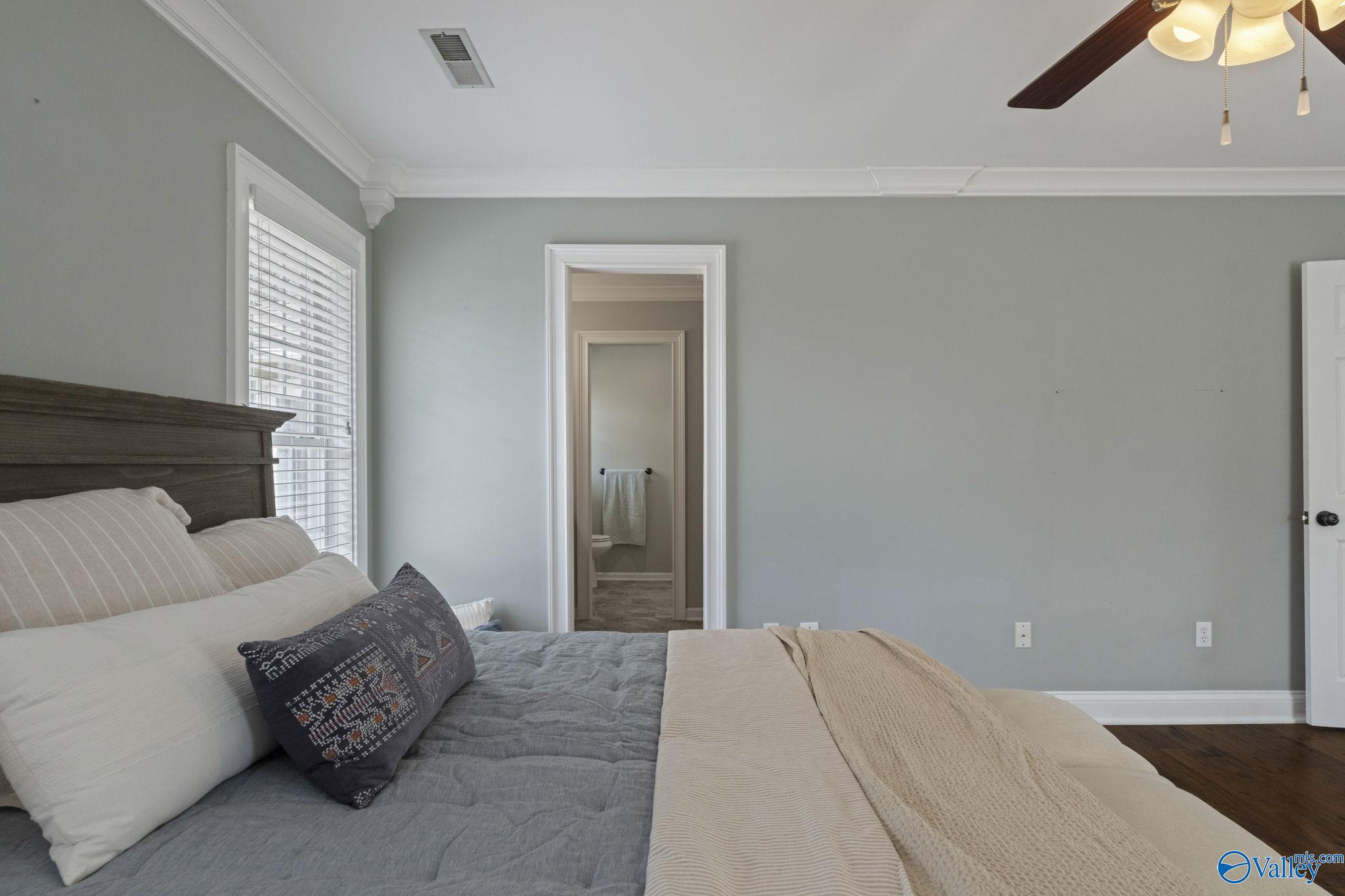 208 Burningtree Trace