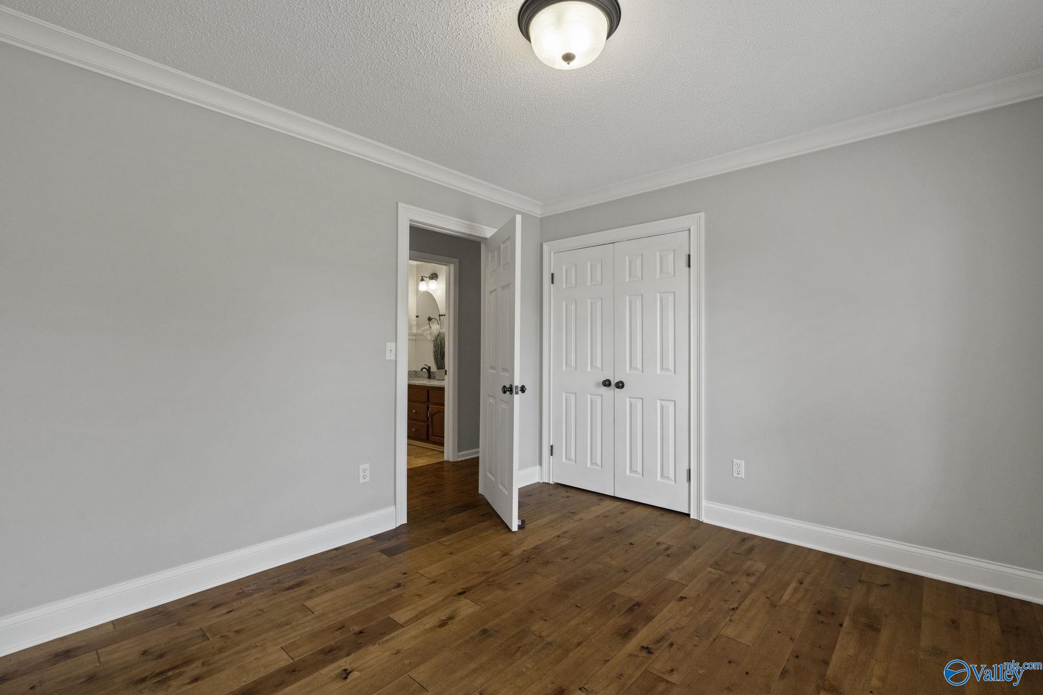 208 Burningtree Trace