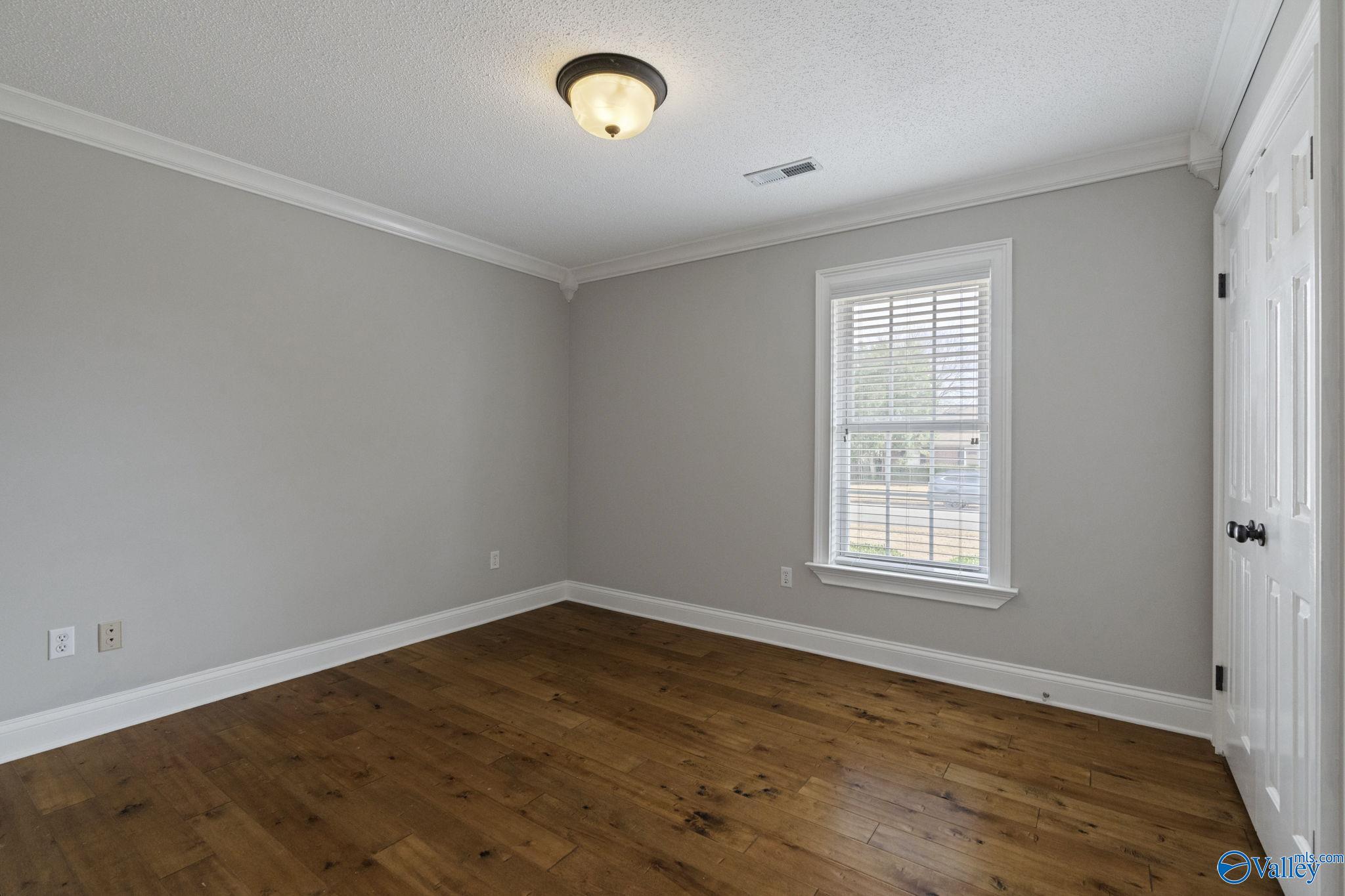 208 Burningtree Trace