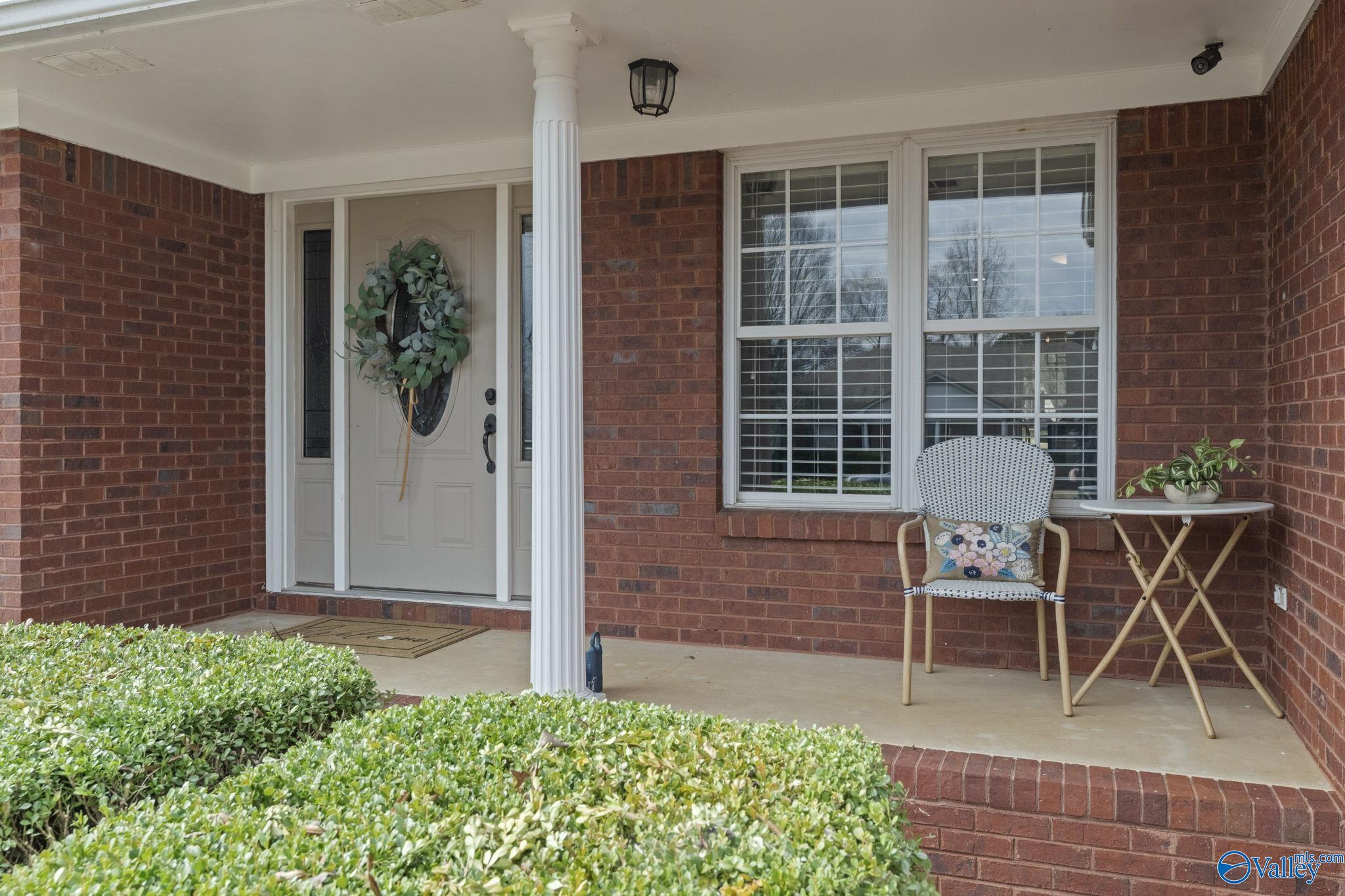208 Burningtree Trace