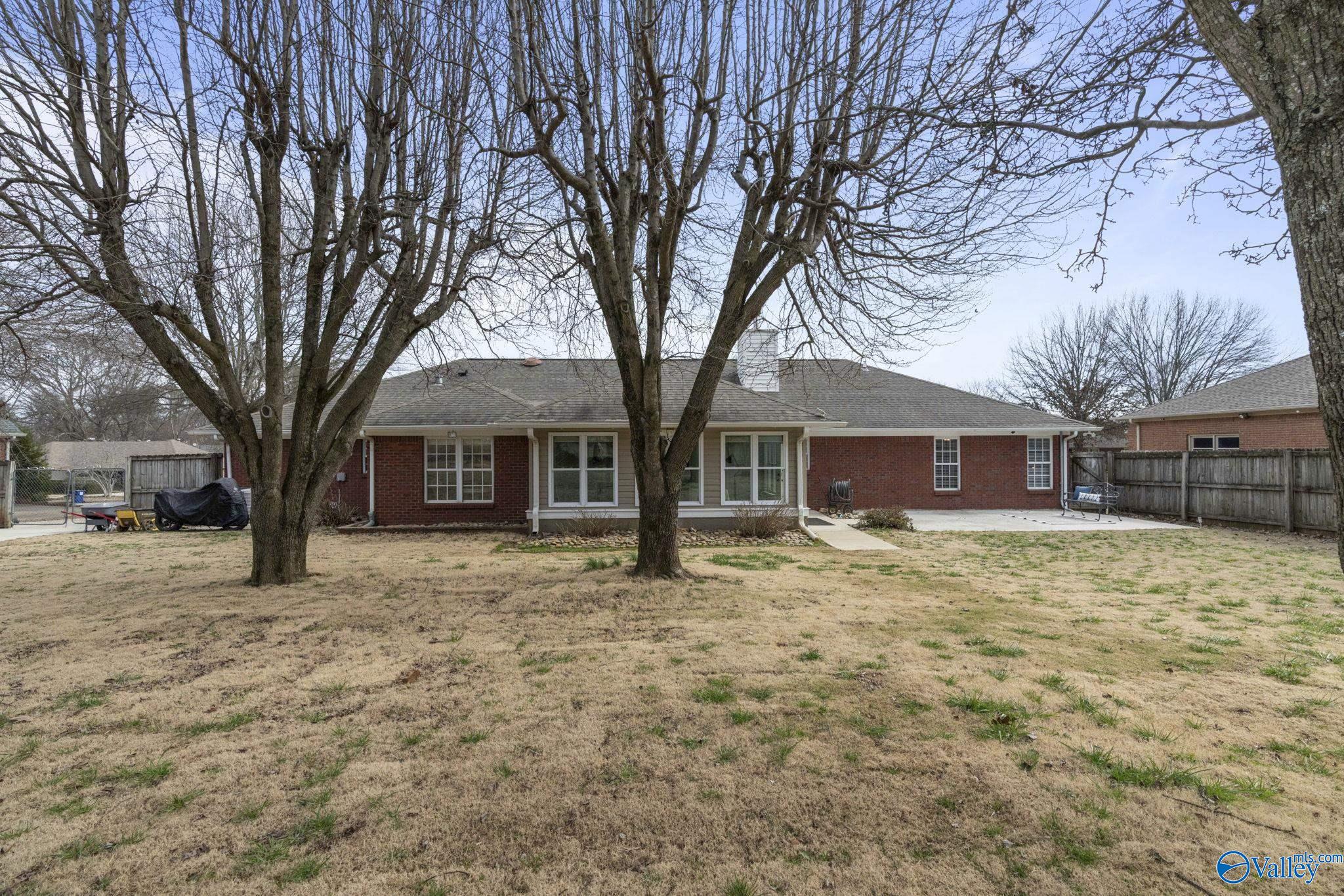 208 Burningtree Trace