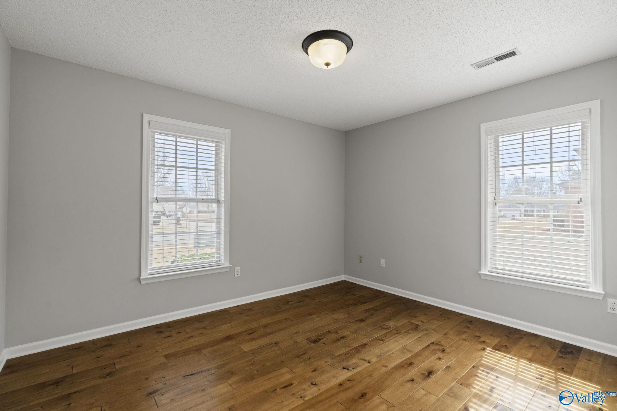 208 Burningtree Trace