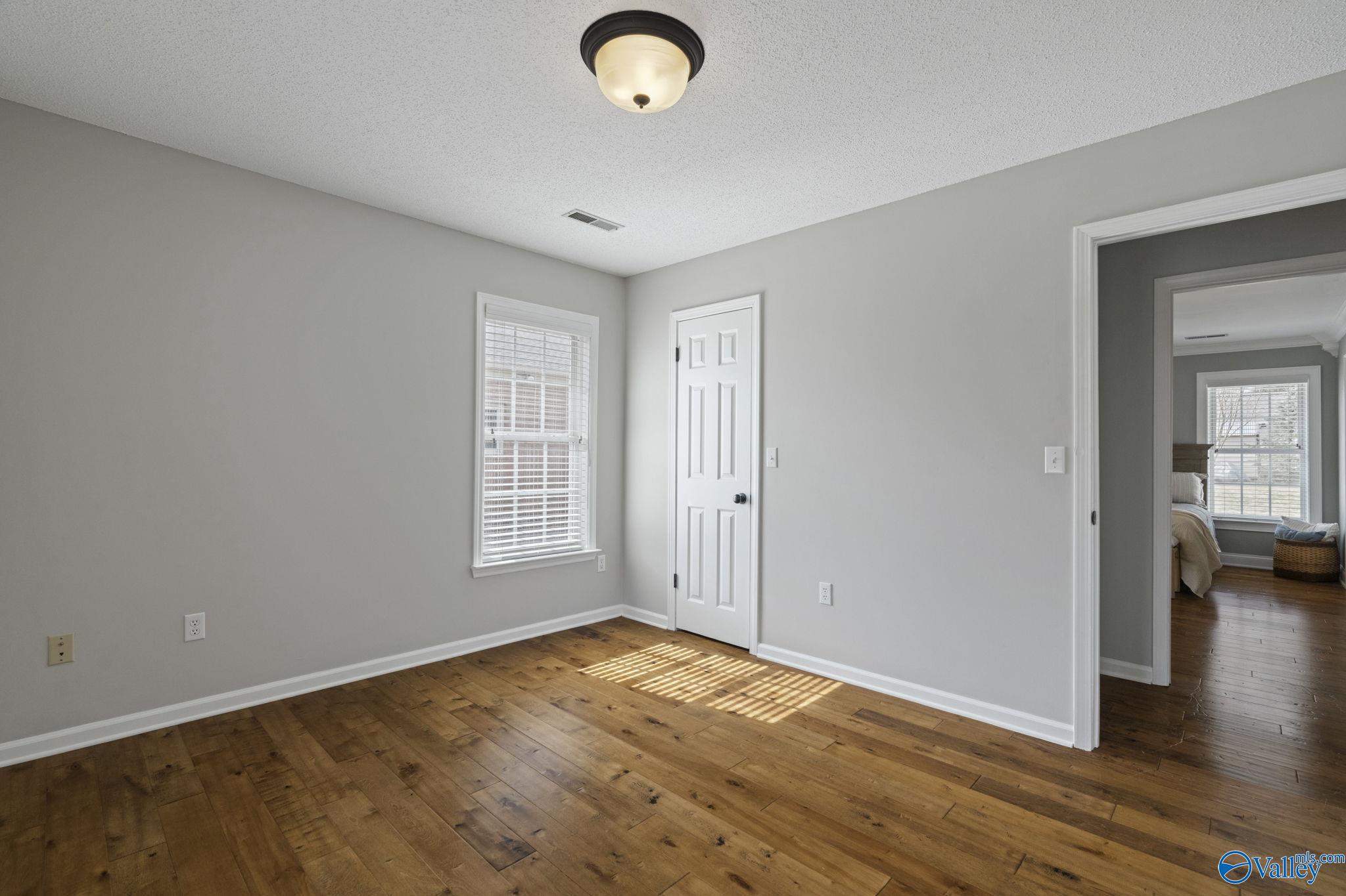 208 Burningtree Trace