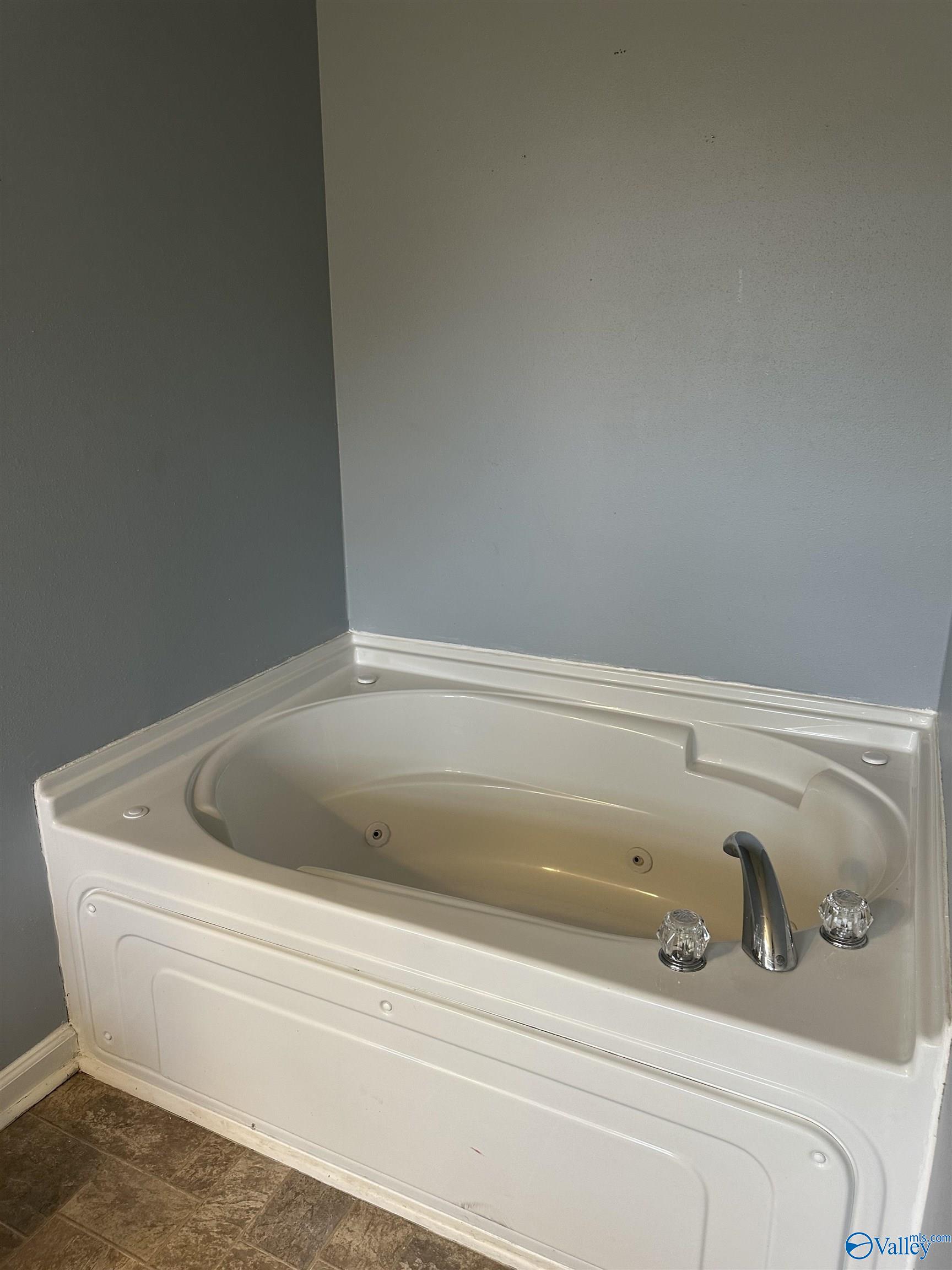102 Sandpiper Court