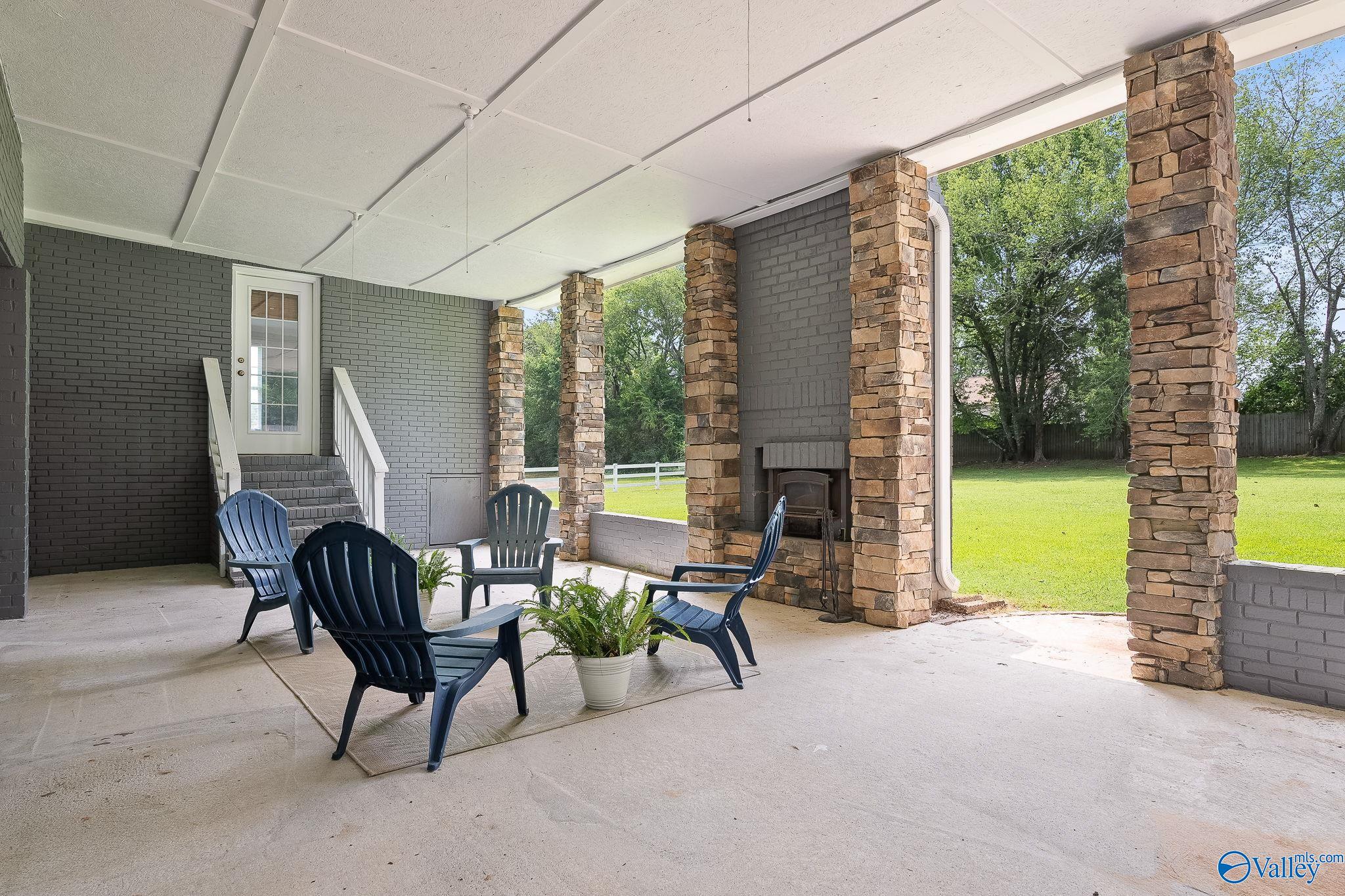 100 Roema Drive
