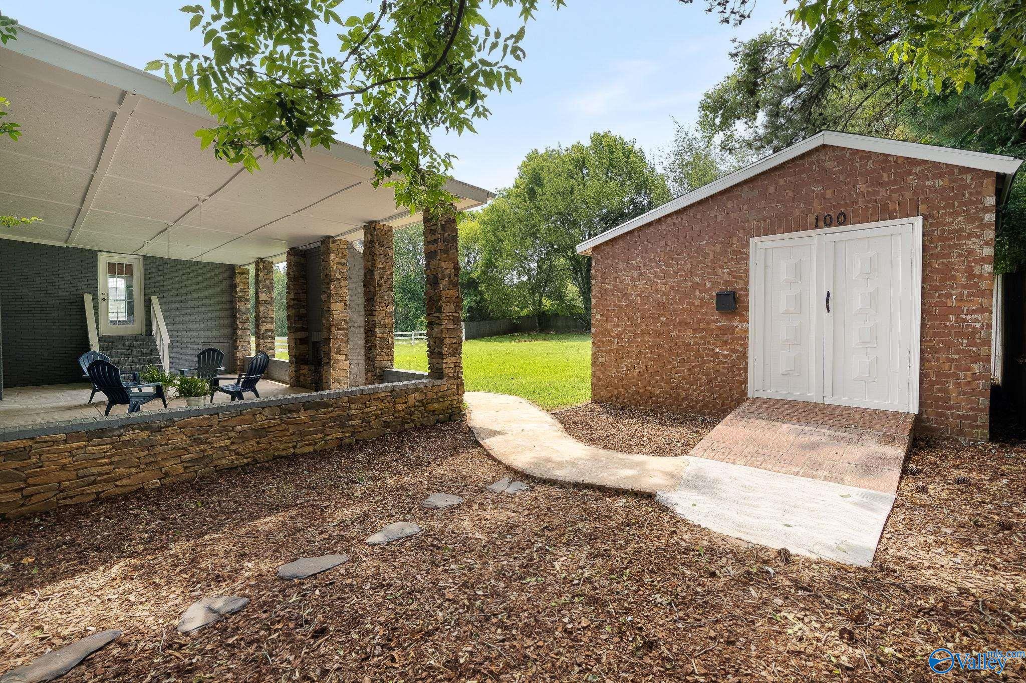 100 Roema Drive