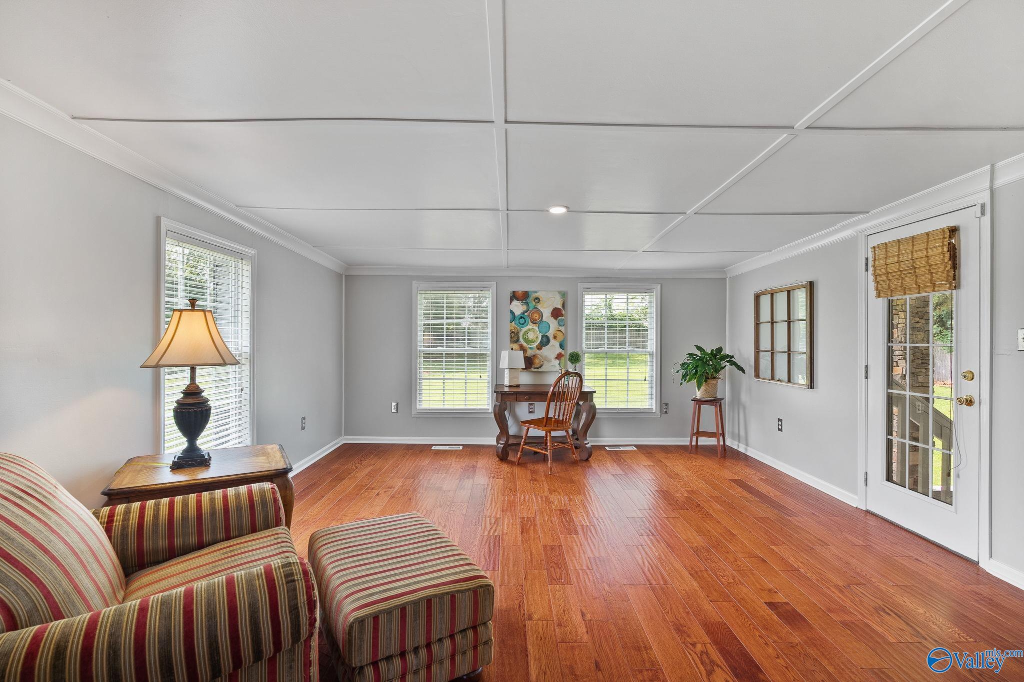 100 Roema Drive