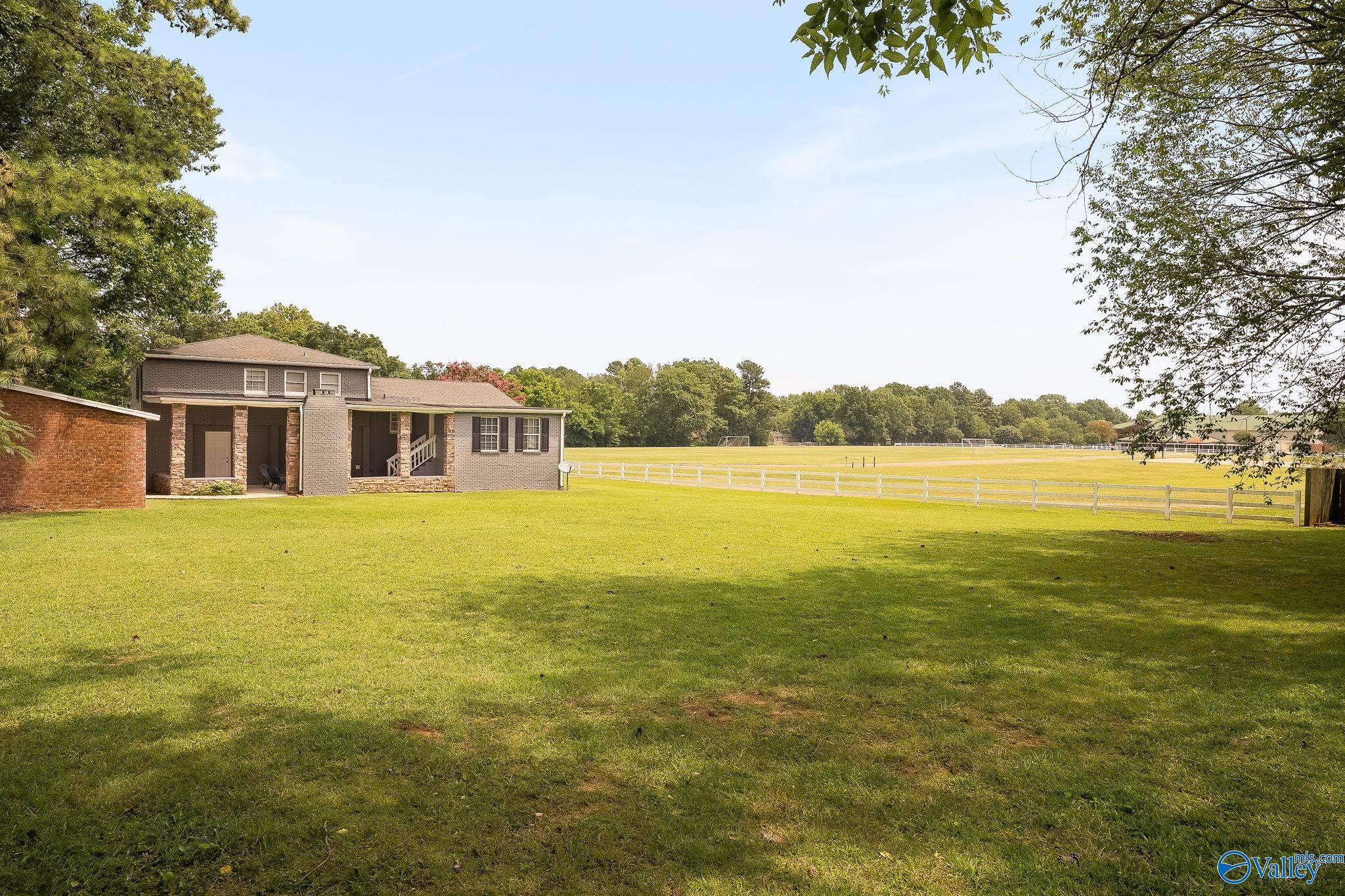 100 Roema Drive