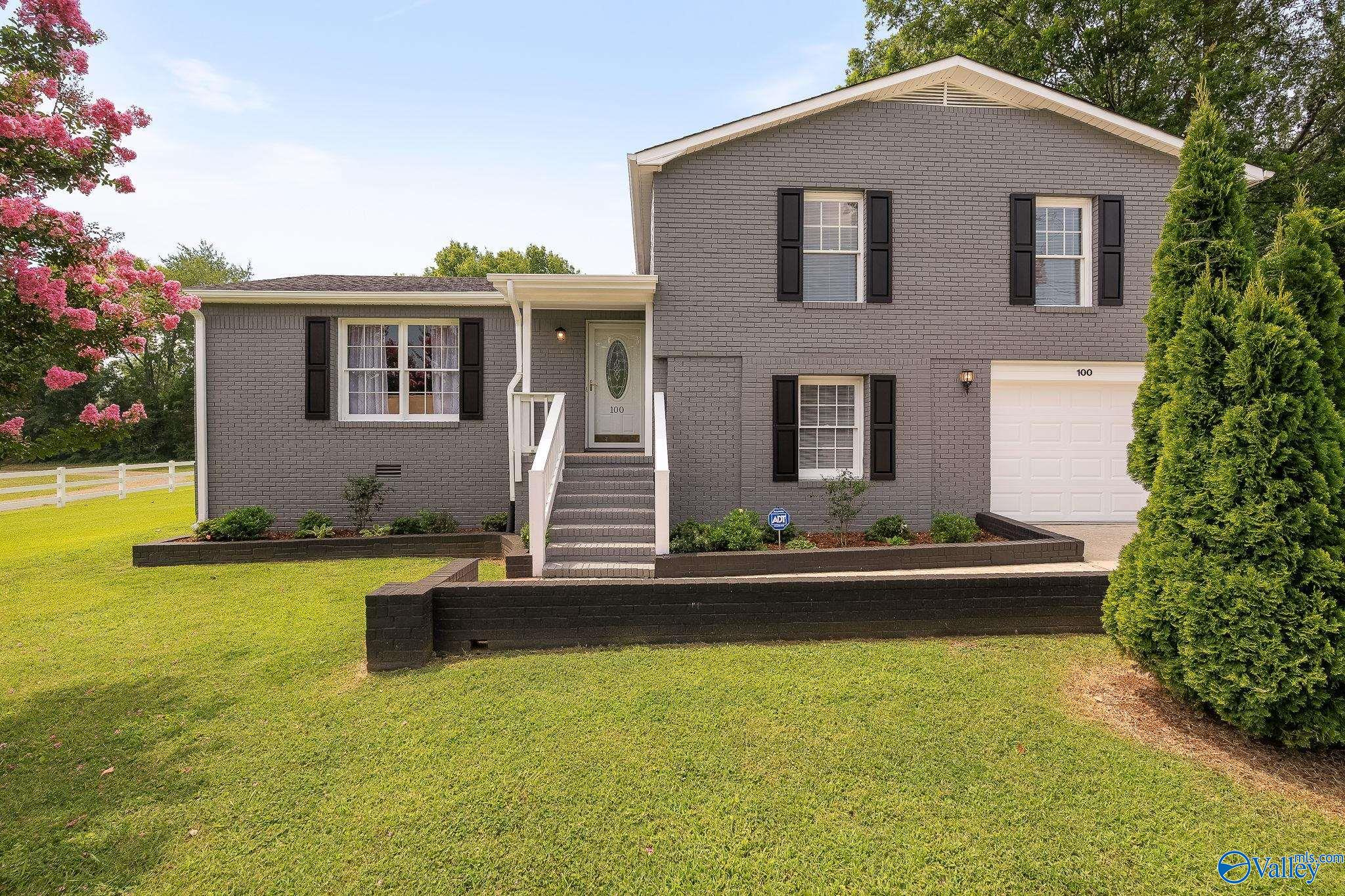 100 Roema Drive