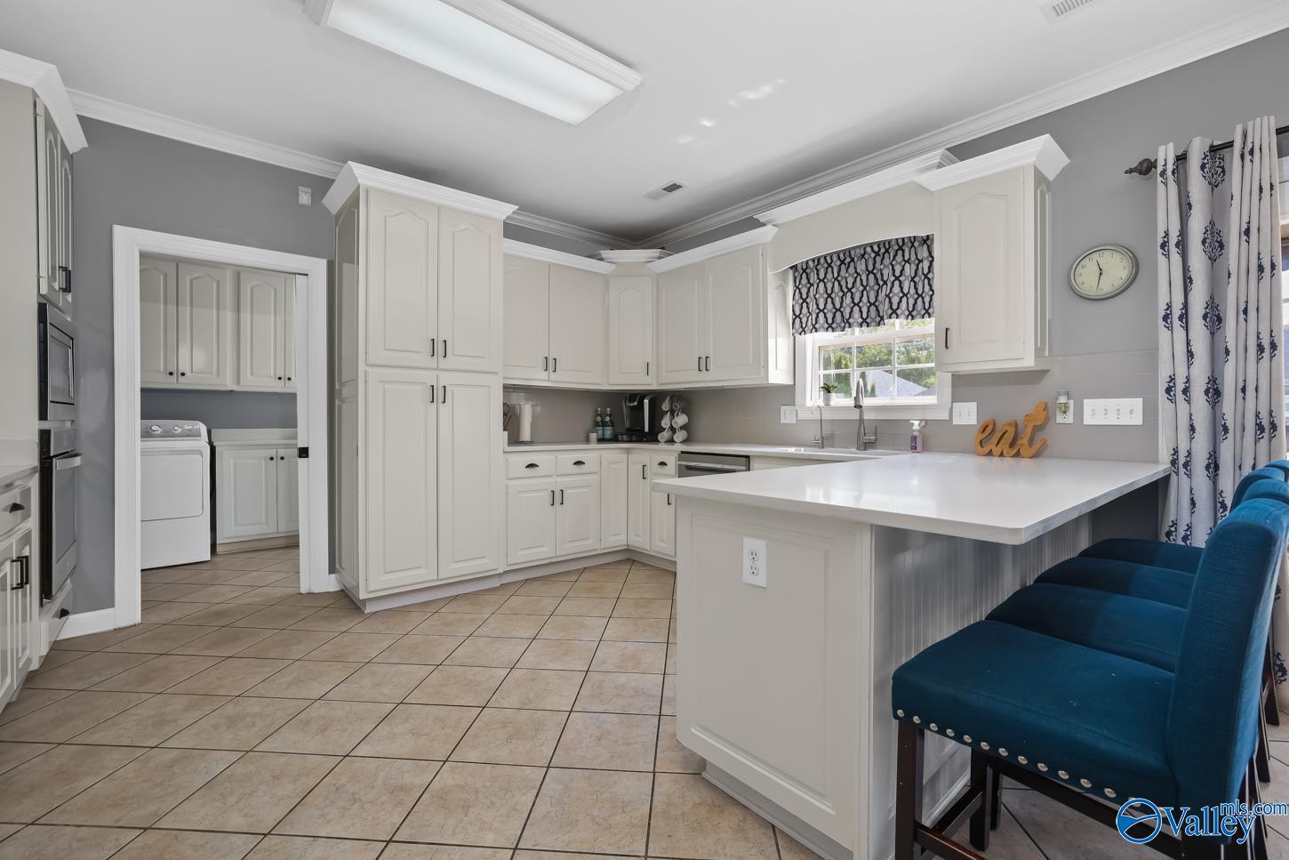 3118 Sweetbriar Road SW
