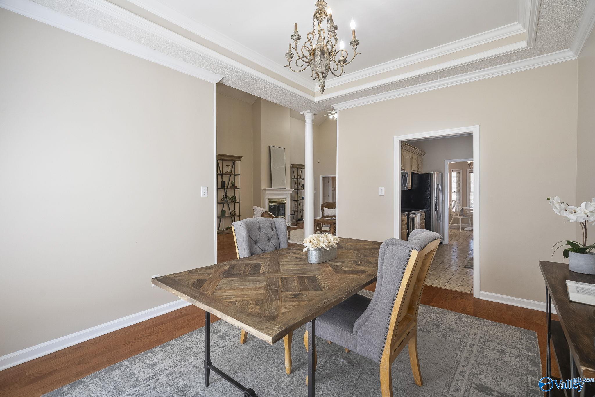 2216 Yorkshire Se