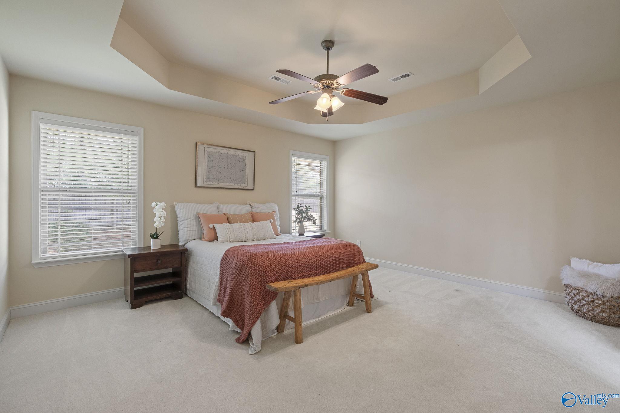 106 Kings Cove Circle