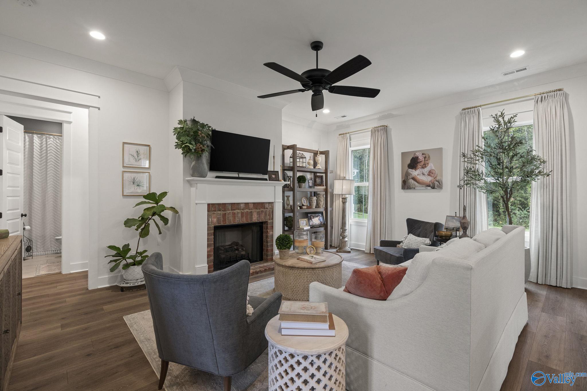 6212 Pembrook Pond Place