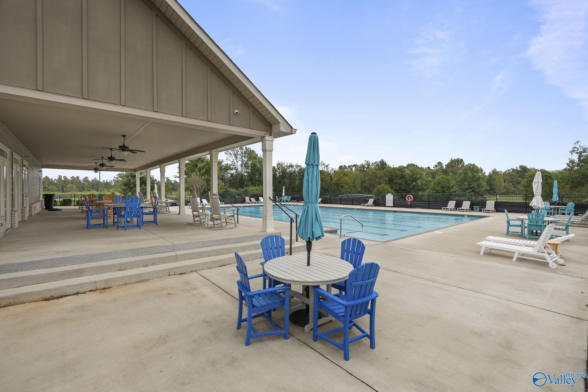 6212 Pembrook Pond Place