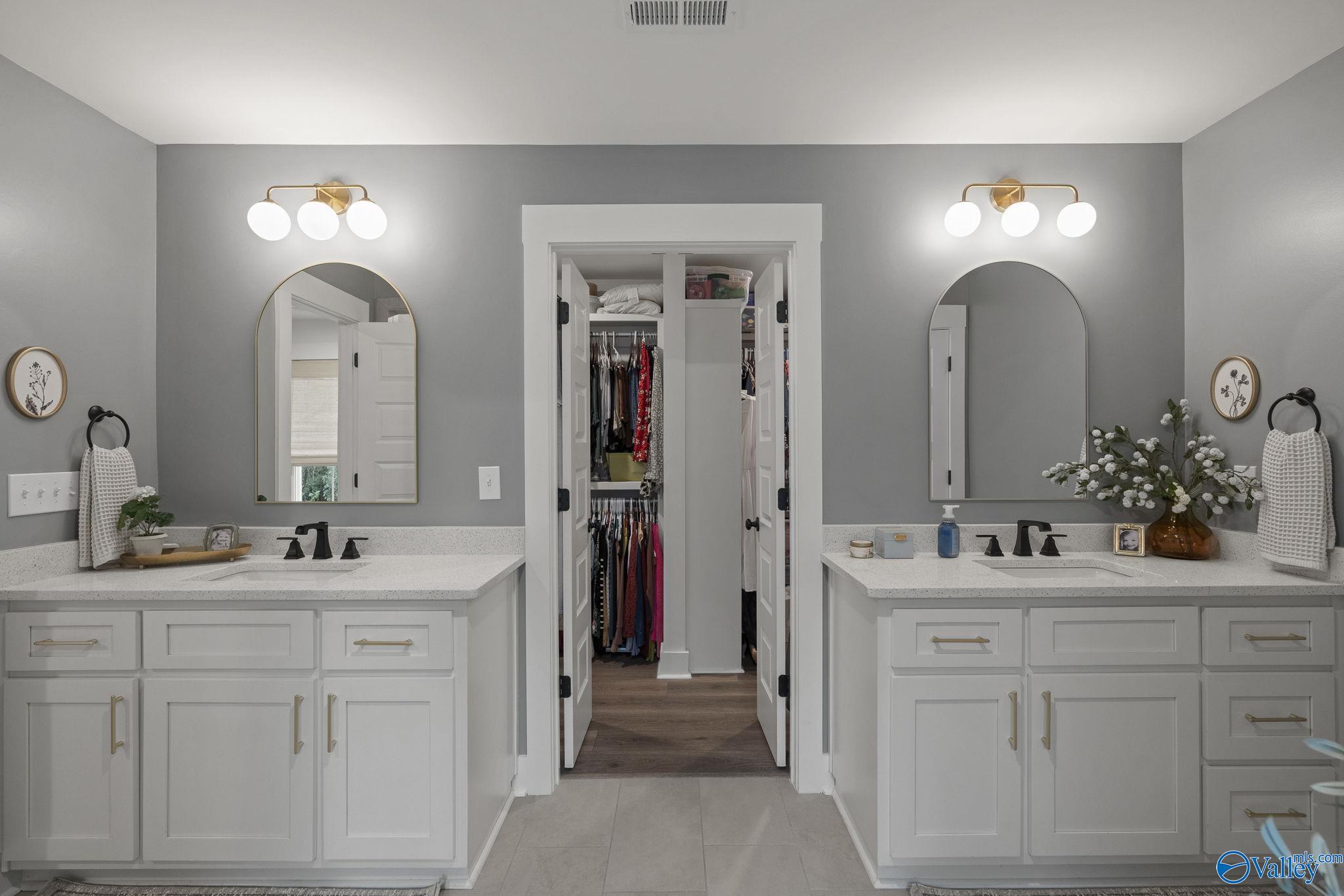 6212 Pembrook Pond Place