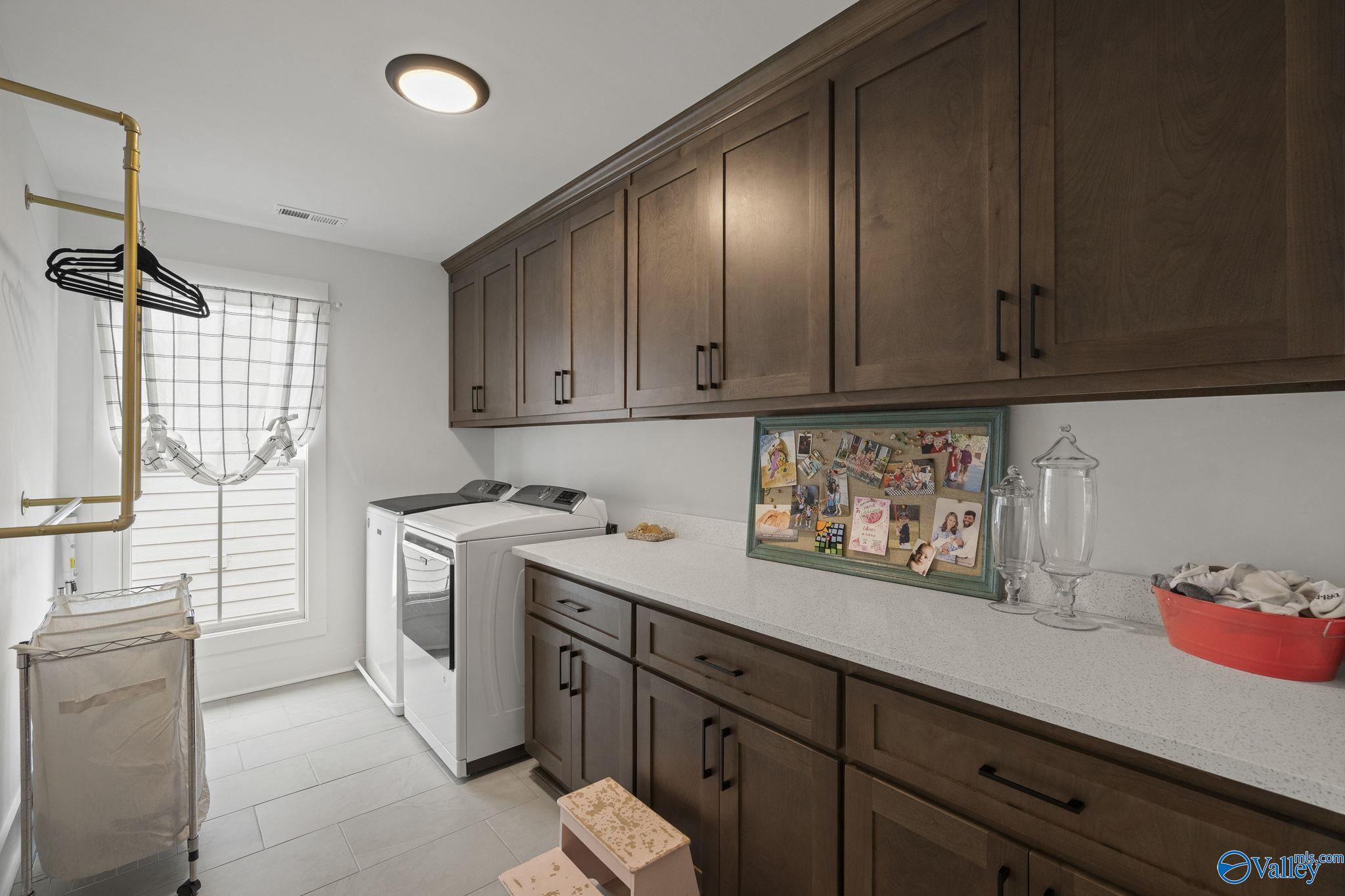 6212 Pembrook Pond Place