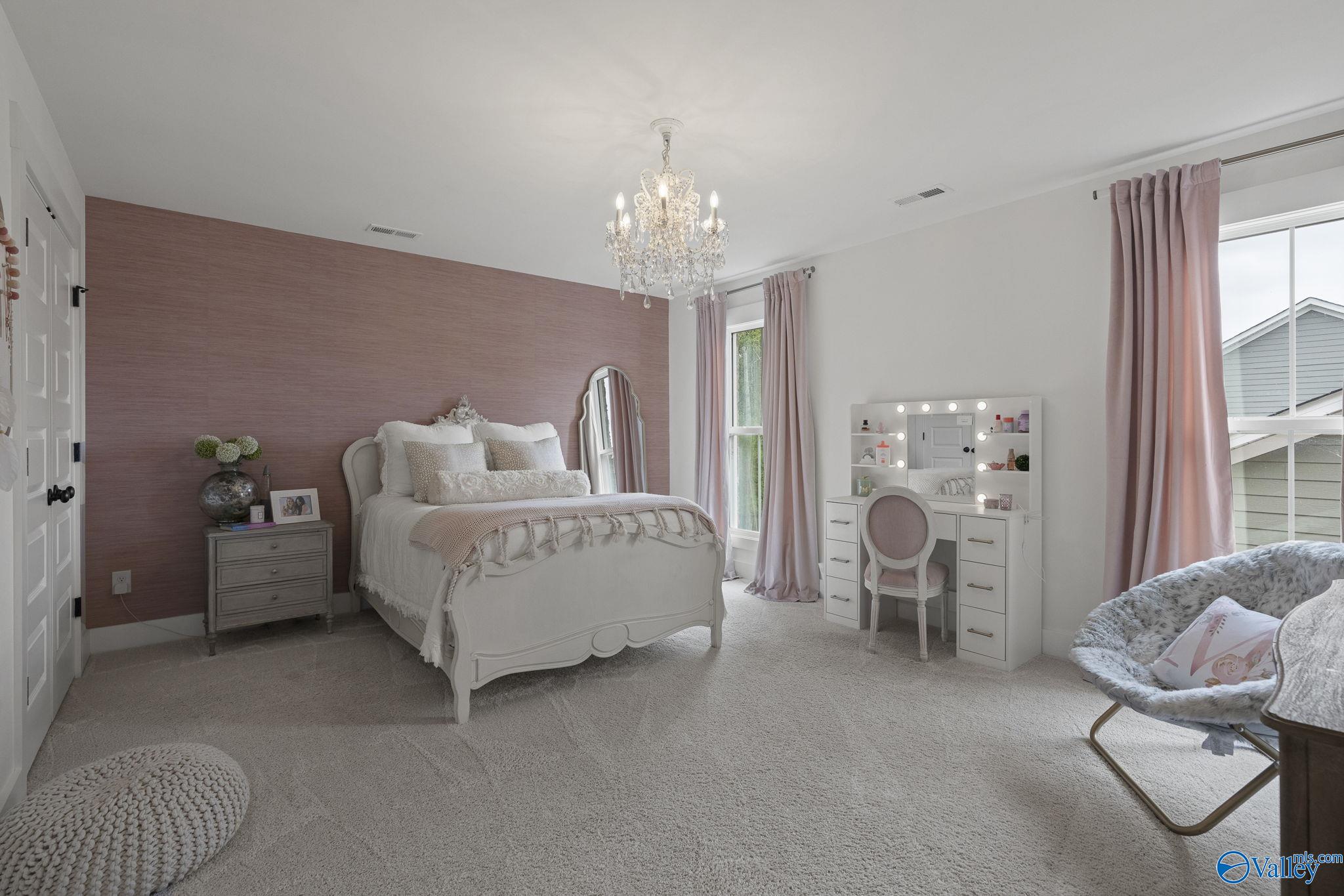 6212 Pembrook Pond Place